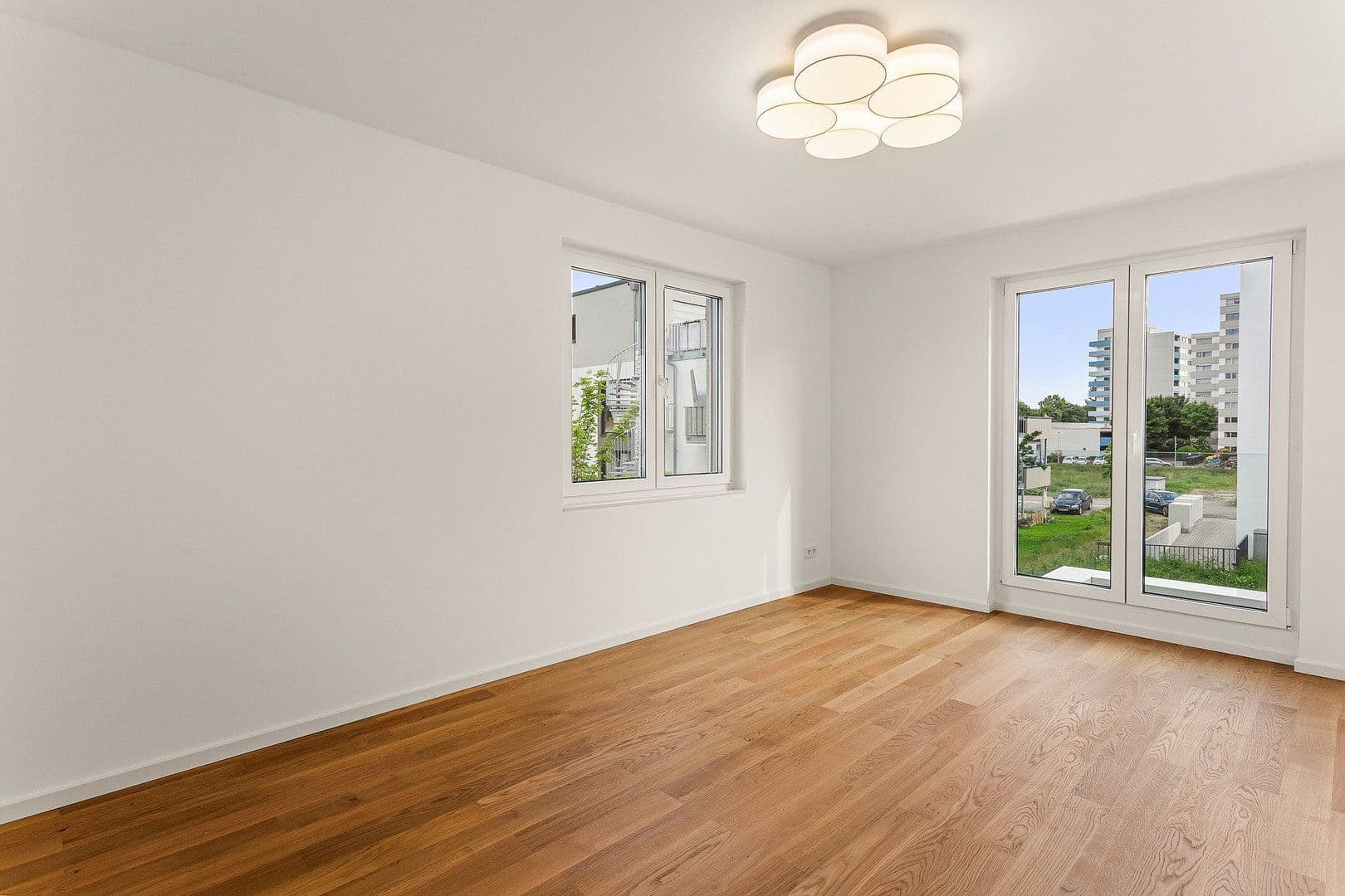 Prenájom domu 185 m², pozemek 330 m², Auf den Gänseweisen 24a, Liederbach am Taunus, Hesensko Prenájom domu 185 m², pozemek 330 m², Auf den Gänseweisen 24a, Liederbach am Taunus, Hesensko