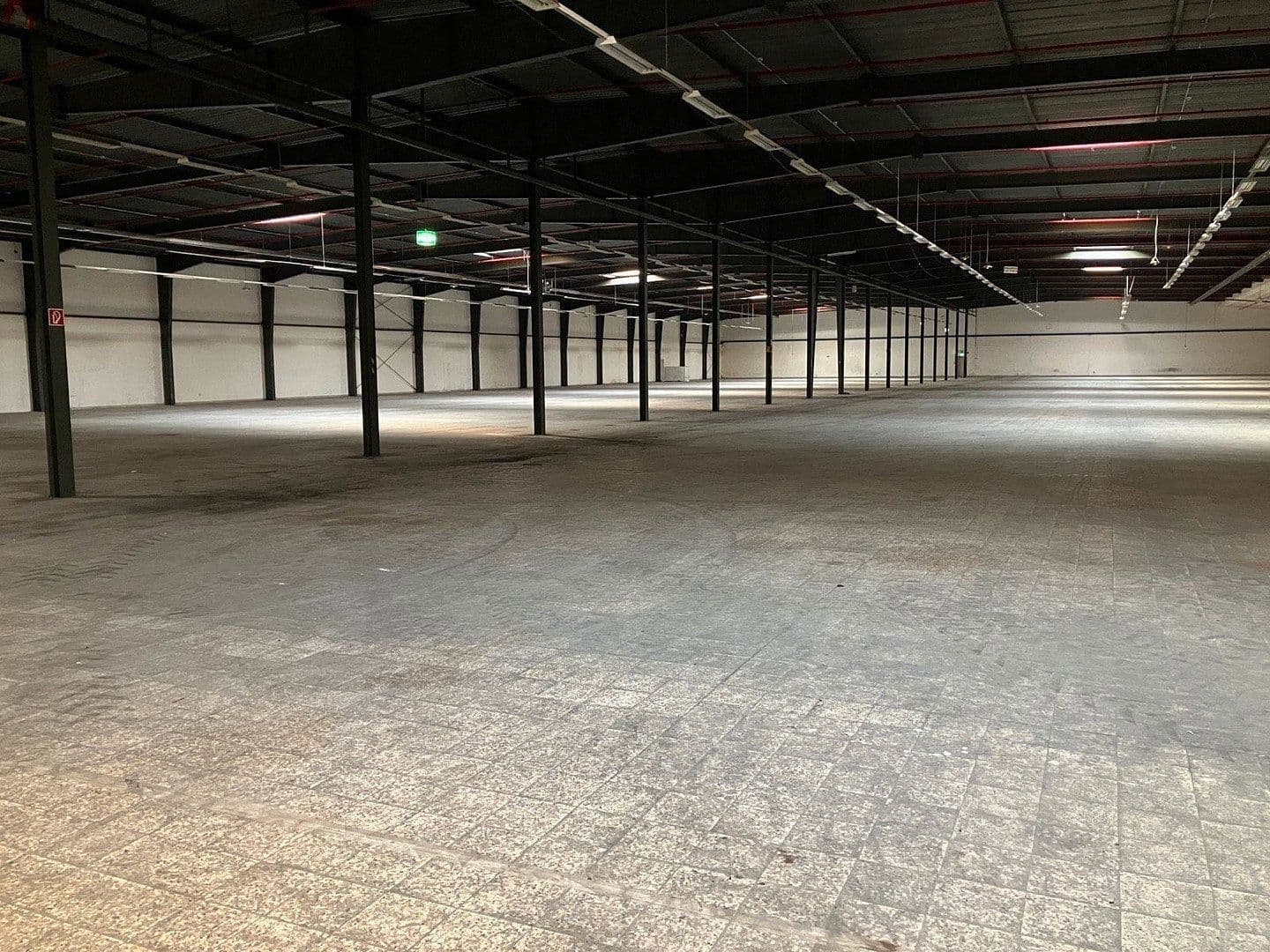 Prenájom nebytového priestoru 33.000 m², Papenburg, Dolné Sasko Prenájom nebytového priestoru 33.000 m², Papenburg, Dolné Sasko
