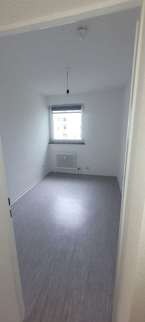 Prenájom bytu 4-izbový 80 m², Nordstr. 13, Steinau an der Straße, Hesensko Prenájom bytu 4-izbový 80 m², Nordstr. 13, Steinau an der Straße, Hesensko