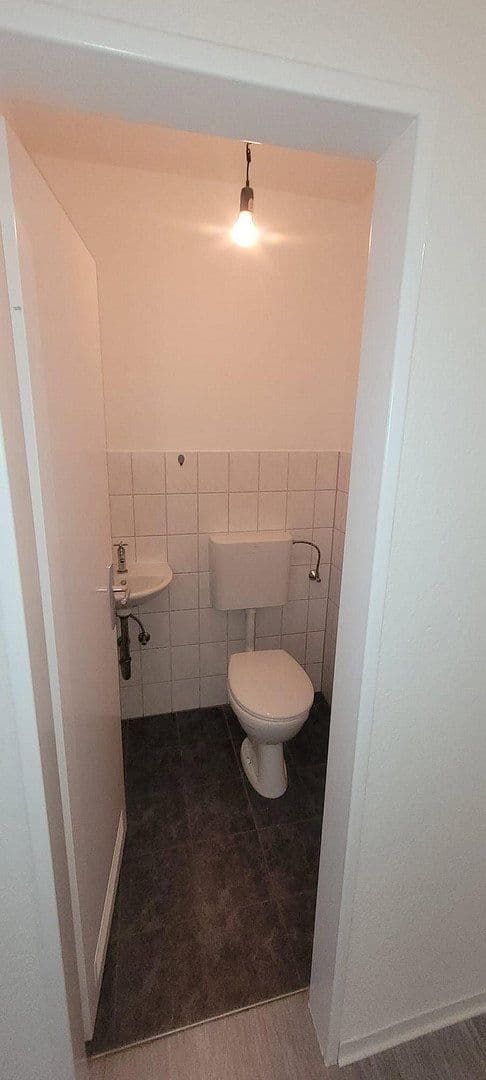 Prenájom bytu 4-izbový 80 m², Nordstr. 13, Steinau an der Straße, Hesensko Prenájom bytu 4-izbový 80 m², Nordstr. 13, Steinau an der Straße, Hesensko