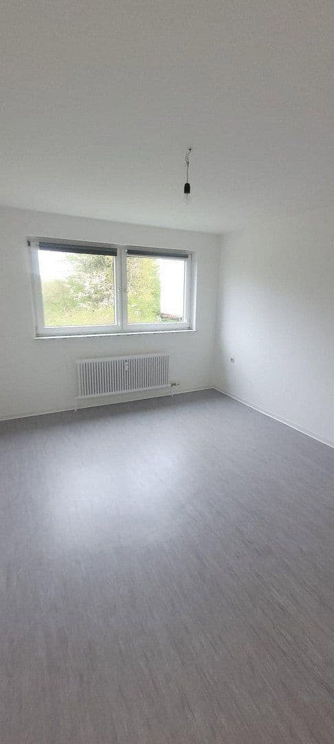 Prenájom bytu 4-izbový 80 m², Nordstr. 13, Steinau an der Straße, Hesensko Prenájom bytu 4-izbový 80 m², Nordstr. 13, Steinau an der Straße, Hesensko