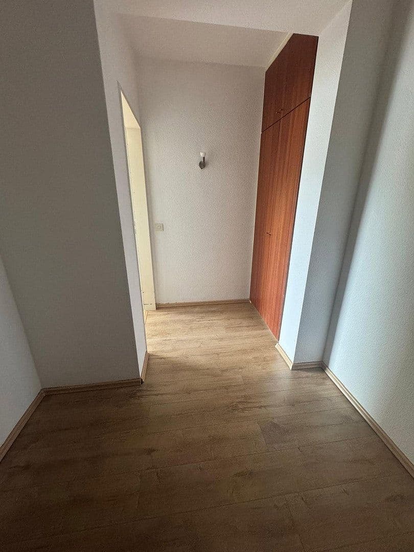 Prenájom bytu 1-izbový 45 m², Duisburg, Severné Porýnie - Westfálsko Prenájom bytu 1-izbový 45 m², Duisburg, Severné Porýnie - Westfálsko