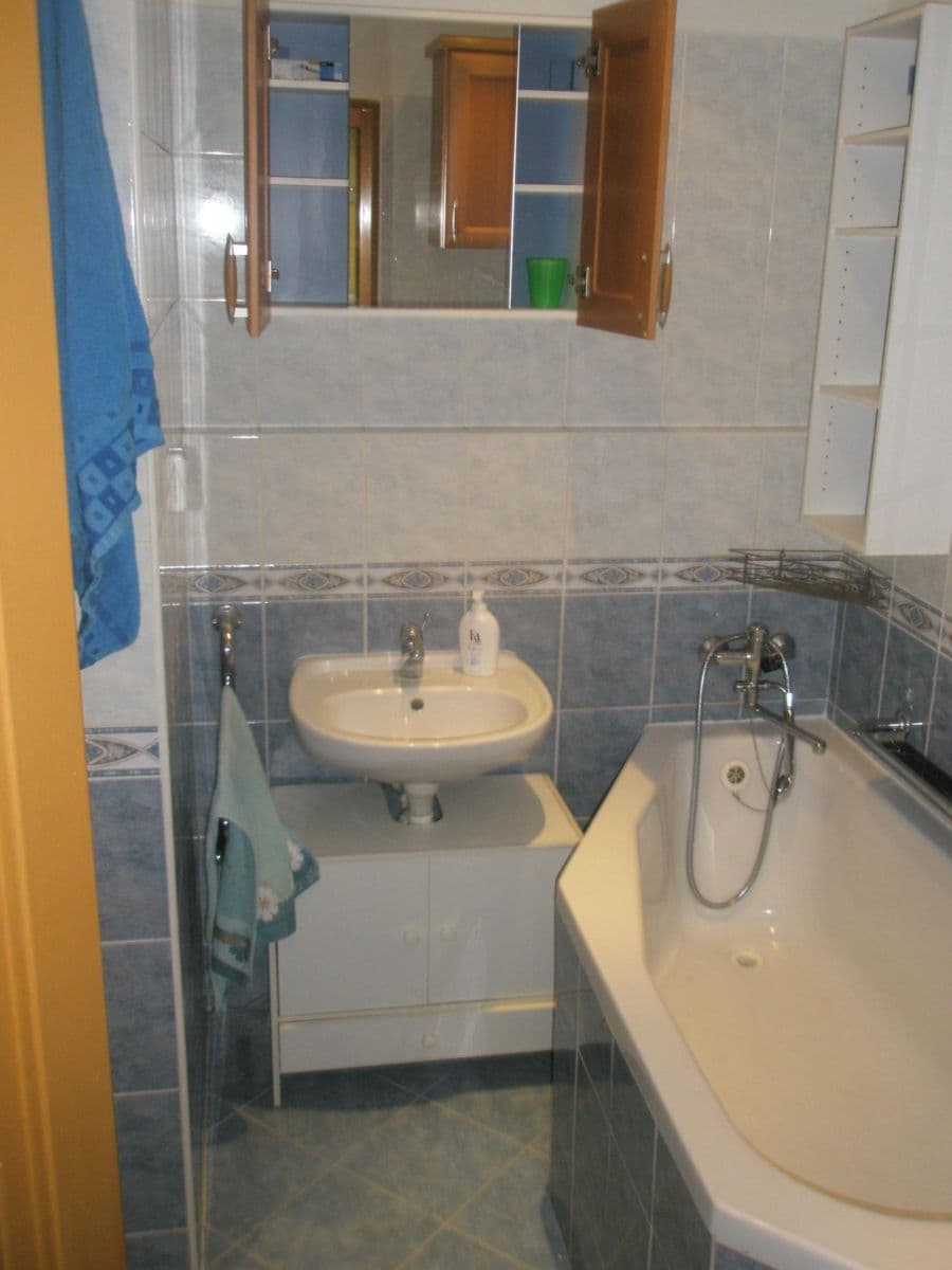 Prenájom bytu 2-izbový 40 m², Štúrova, Praha, Praha Prenájom bytu 2-izbový 40 m², Štúrova, Praha, Praha