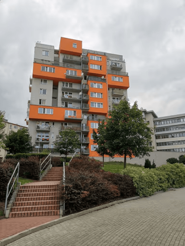 Prenájom garáže 27 m², Symfonická, Praha, Praha Prenájom garáže 27 m², Symfonická, Praha, Praha