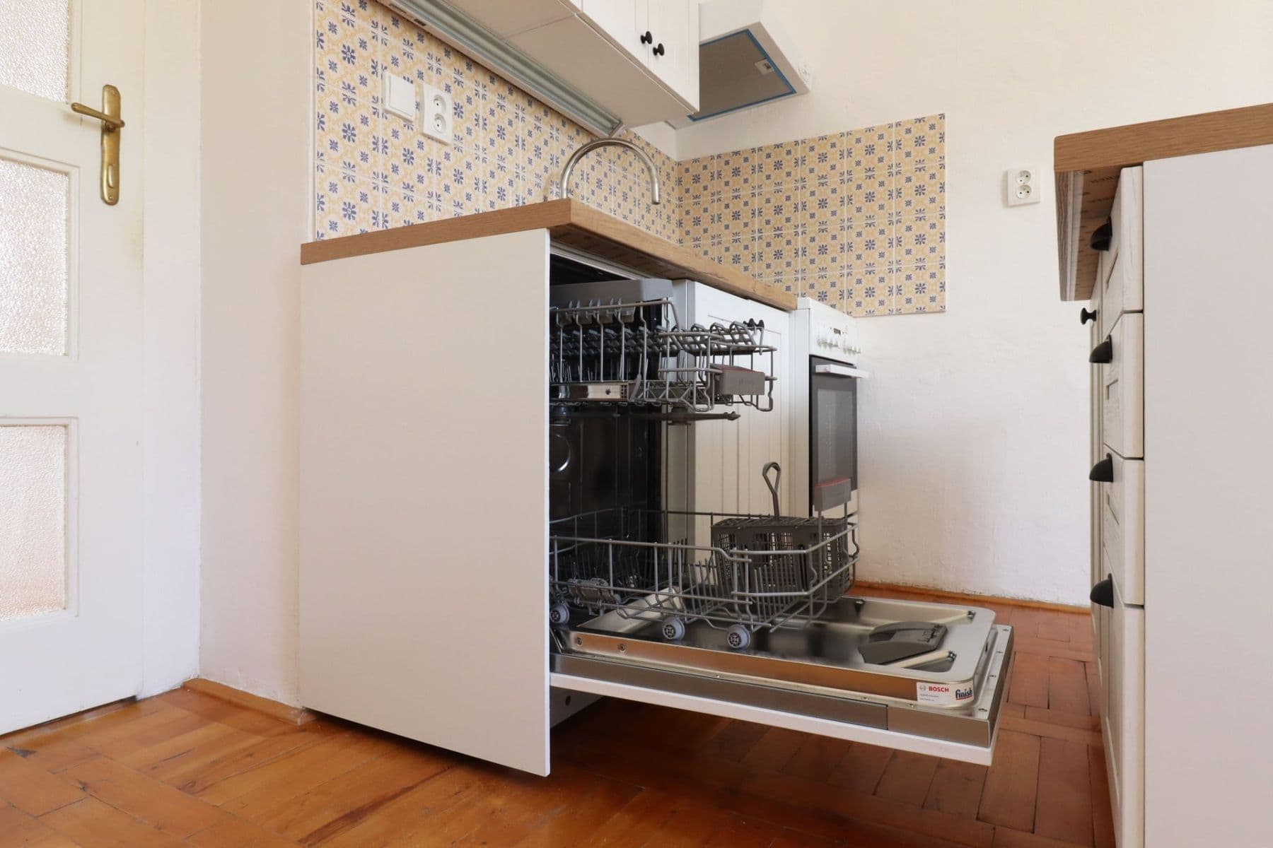 Prenájom bytu 2-izbový 80 m², V Cibulkách, Praha, Praha Prenájom bytu 2-izbový 80 m², V Cibulkách, Praha, Praha