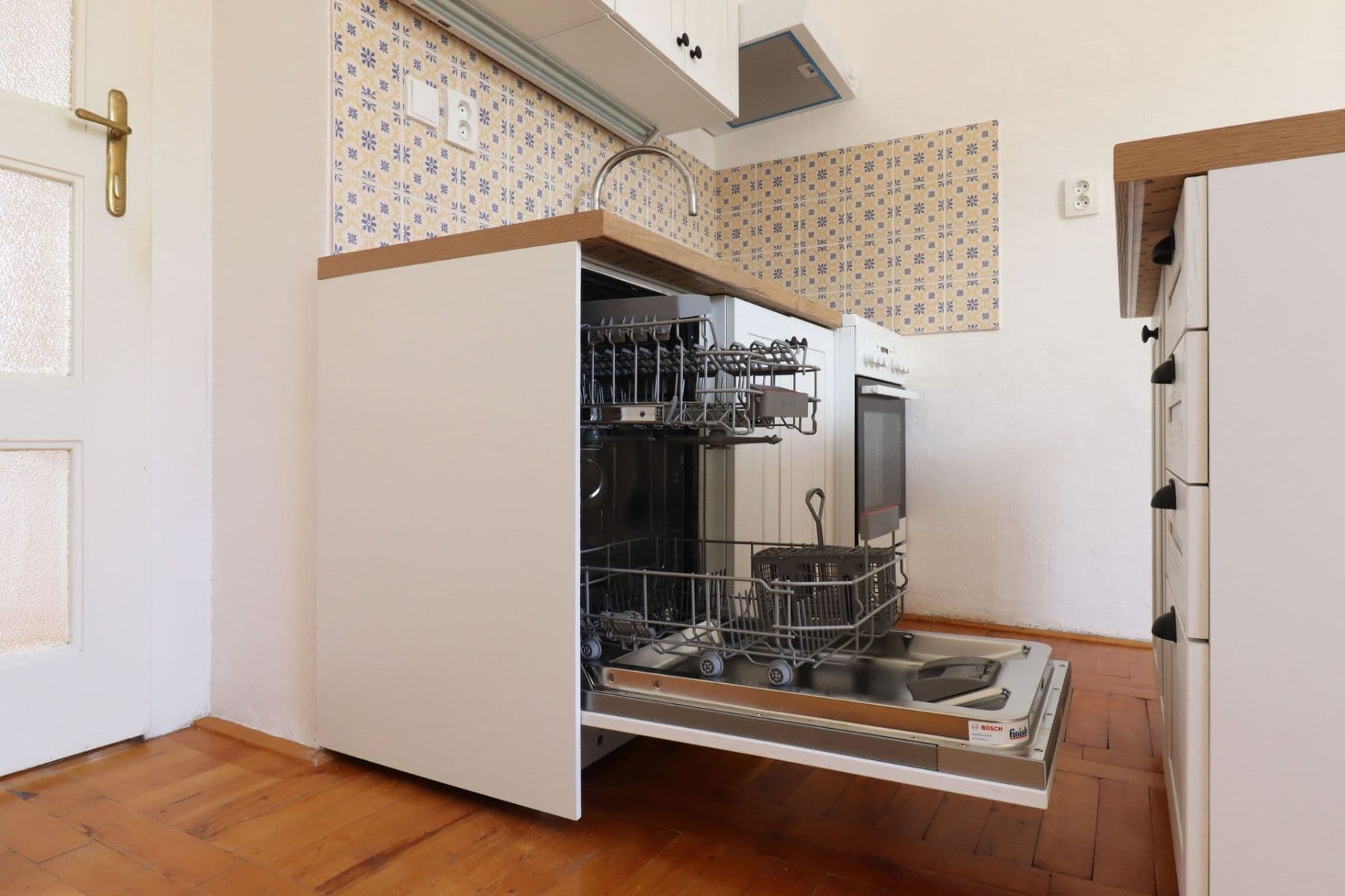 Prenájom bytu 2-izbový 80 m², V Cibulkách, Praha, Praha Prenájom bytu 2-izbový 80 m², V Cibulkách, Praha, Praha