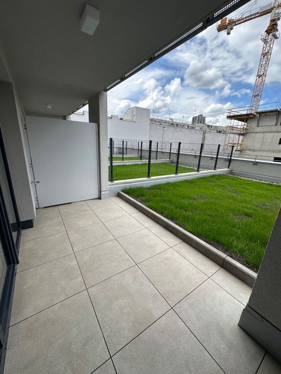 Prenájom bytu 1-izbový 36 m², Bukačova, Praha, Praha Prenájom bytu 1-izbový 36 m², Bukačova, Praha, Praha