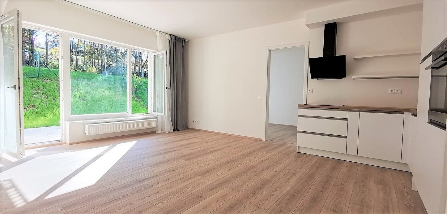 Prenájom bytu 2-izbový 51 m², Pod Areálem, Praha, Praha Prenájom bytu 2-izbový 51 m², Pod Areálem, Praha, Praha