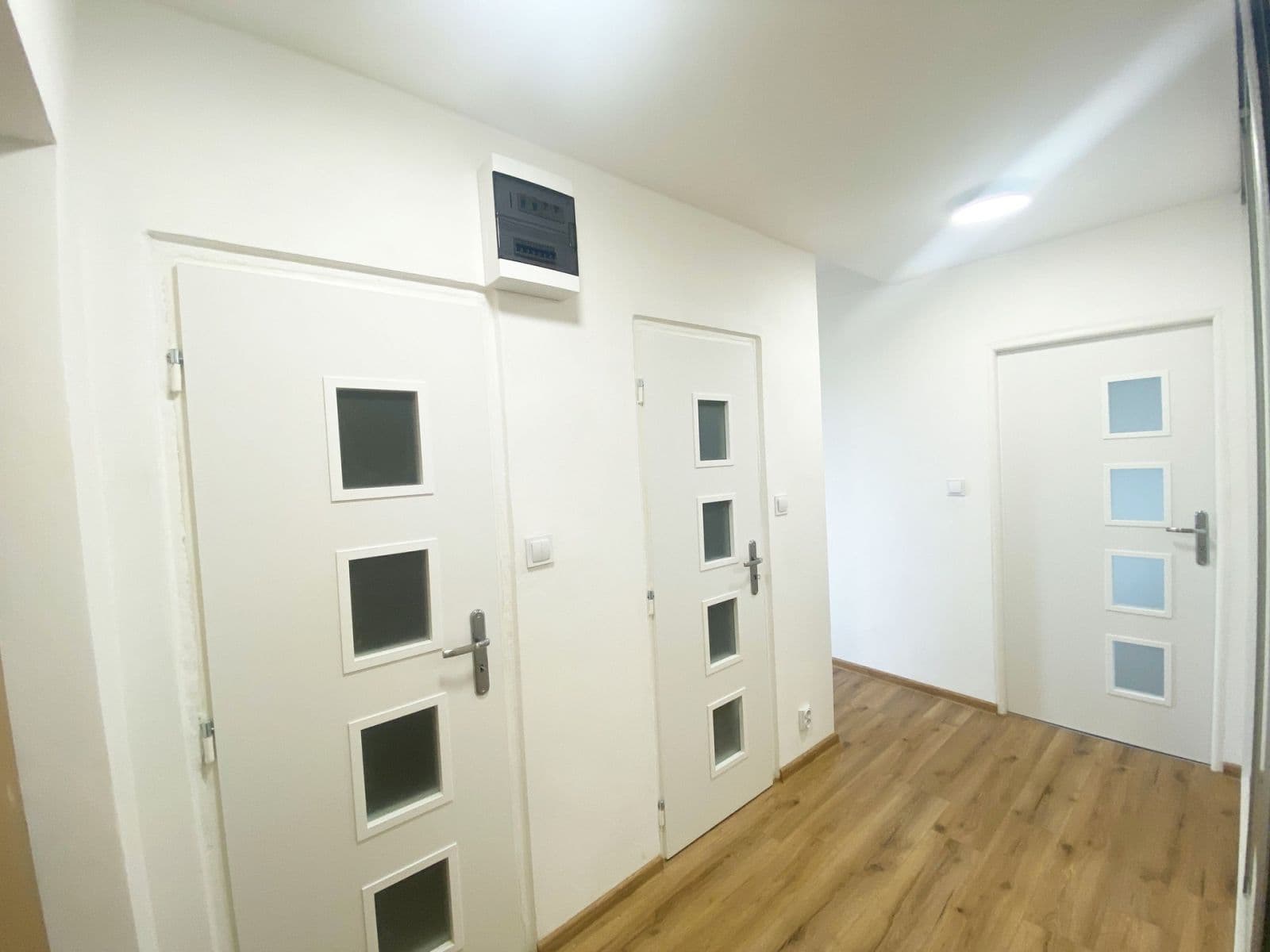 Prenájom bytu 2-izbový 55 m², Hyacintová, Praha, Praha Prenájom bytu 2-izbový 55 m², Hyacintová, Praha, Praha