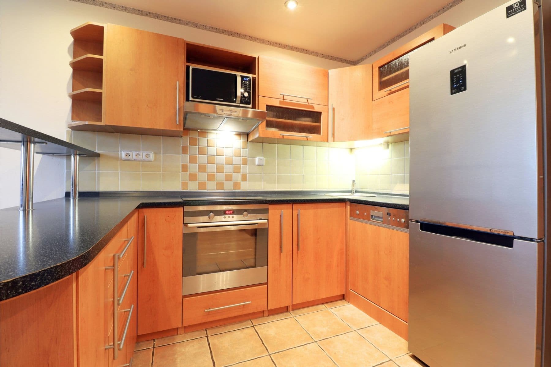 Prenájom bytu 3-izbový 56 m², Bukovecká, Praha, Praha Prenájom bytu 3-izbový 56 m², Bukovecká, Praha, Praha