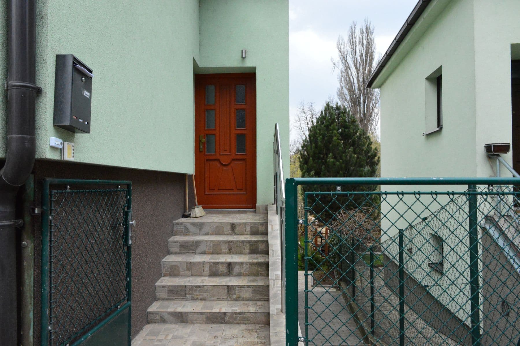 Prenájom bytu 2-izbový 60 m², U Zoologické zahrady, Brno, Jihomoravský kraj Prenájom bytu 2-izbový 60 m², U Zoologické zahrady, Brno, Jihomoravský kraj