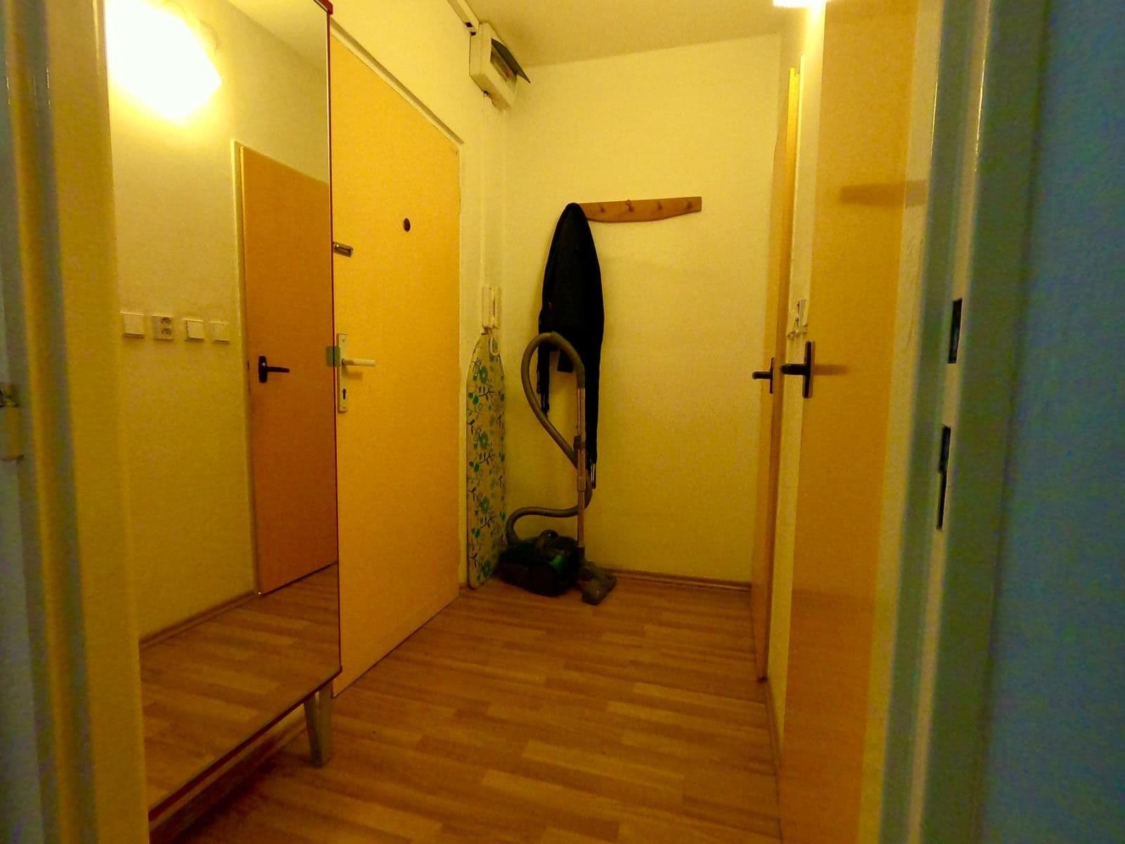 Predaj bytu 2-izbový 42 m², Bramboříková, Praha, Praha Predaj bytu 2-izbový 42 m², Bramboříková, Praha, Praha