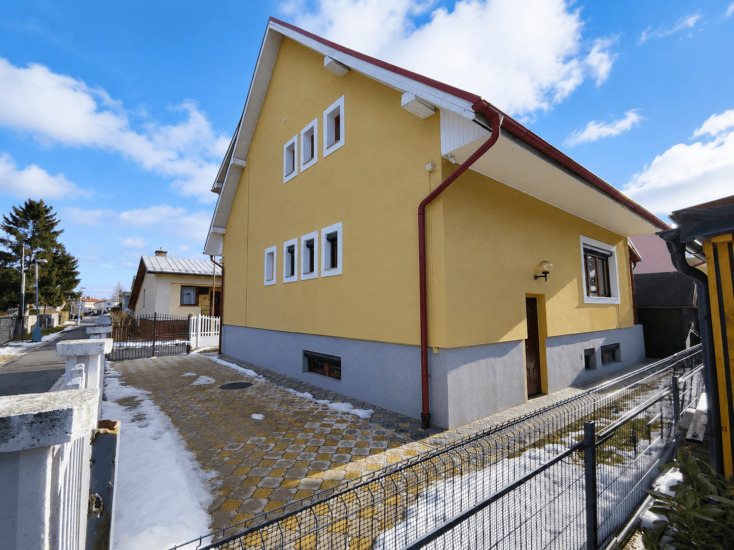 Predaj domu 120 m², pozemek 392 m², Odbojárska, Poprad, Prešovský kraj Predaj domu 120 m², pozemek 392 m², Odbojárska, Poprad, Prešovský kraj