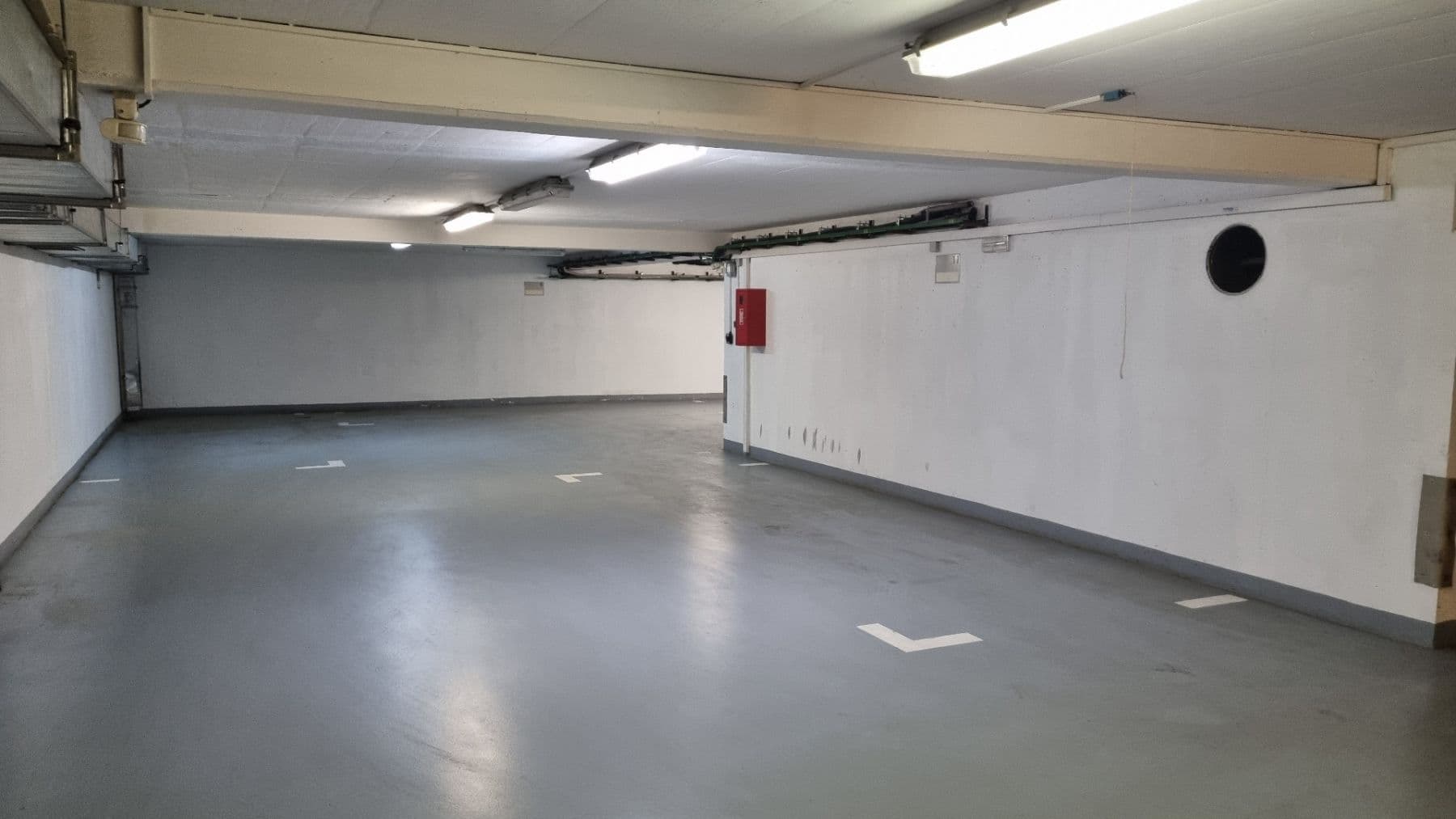 Prenájom garáže 12 m², Praha, Praha Prenájom garáže 12 m², Praha, Praha