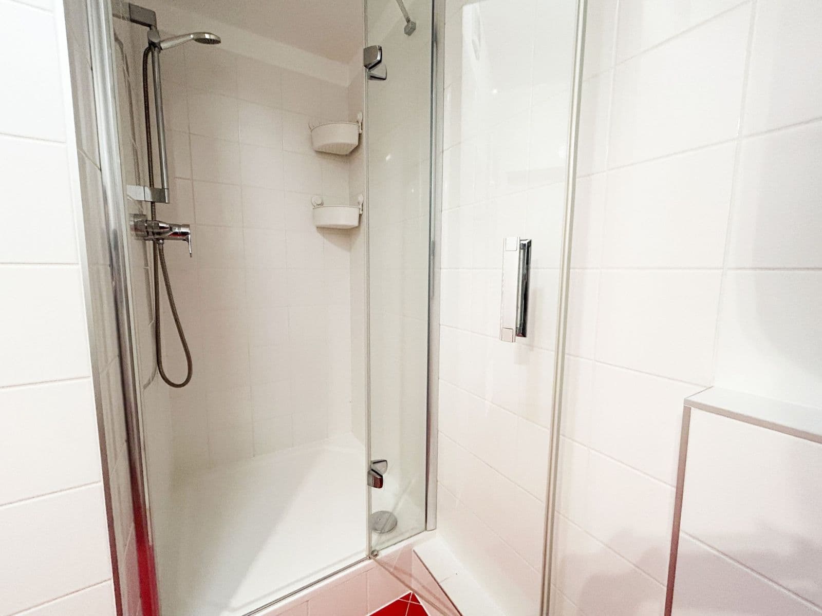 Prenájom bytu 3-izbový 60 m², Příhodova, Chýně, Středočeský kraj Prenájom bytu 3-izbový 60 m², Příhodova, Chýně, Středočeský kraj