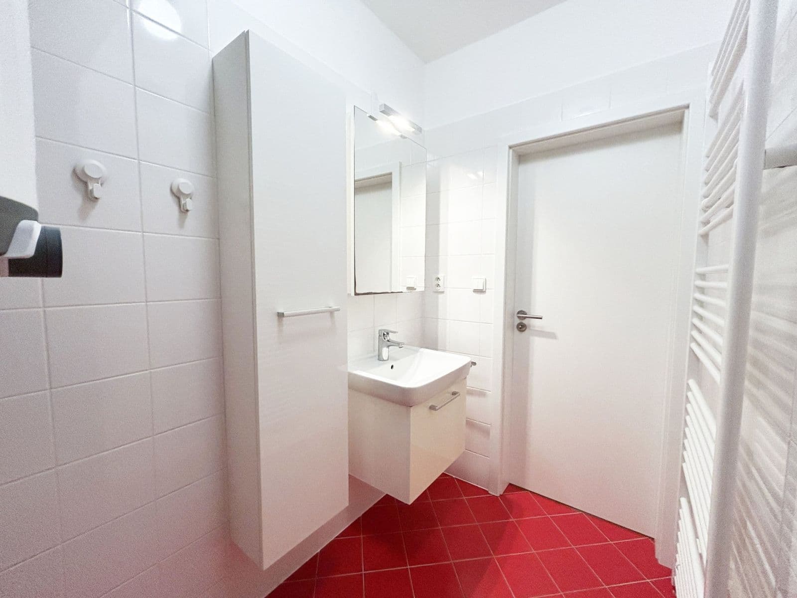 Prenájom bytu 3-izbový 60 m², Příhodova, Chýně, Středočeský kraj Prenájom bytu 3-izbový 60 m², Příhodova, Chýně, Středočeský kraj