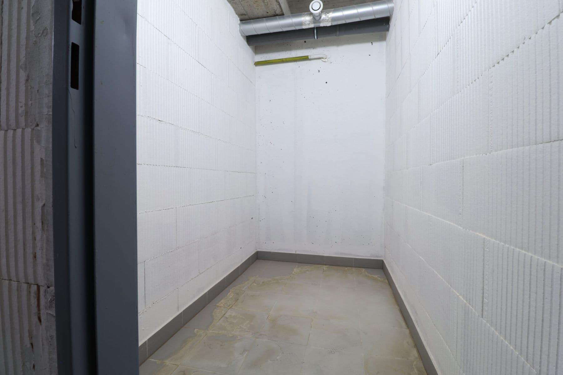 Prenájom bytu 2-izbový 50 m², Na Valentince, Praha, Praha Prenájom bytu 2-izbový 50 m², Na Valentince, Praha, Praha