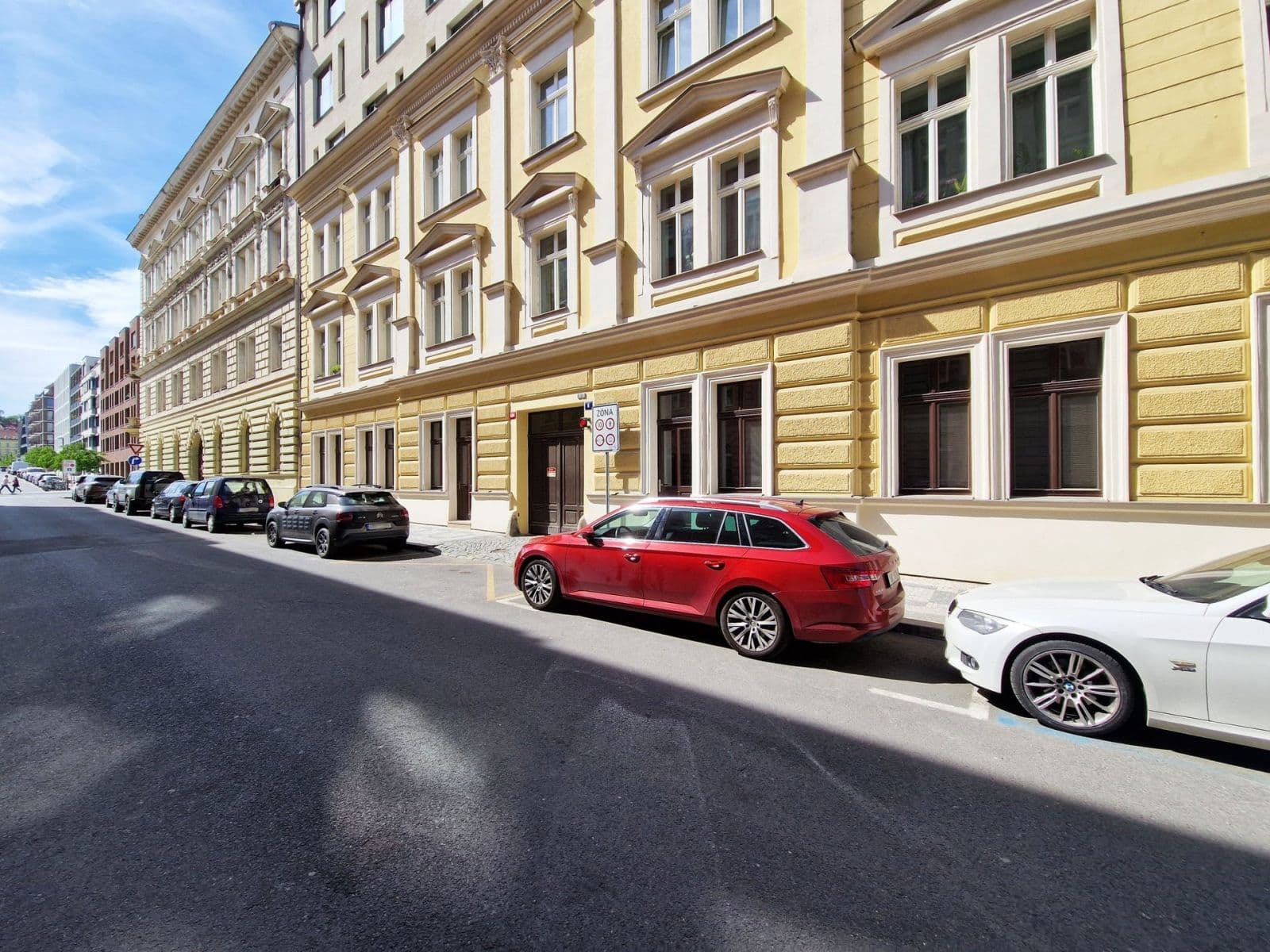 Prenájom bytu 2-izbový 50 m², Na Valentince, Praha, Praha Prenájom bytu 2-izbový 50 m², Na Valentince, Praha, Praha