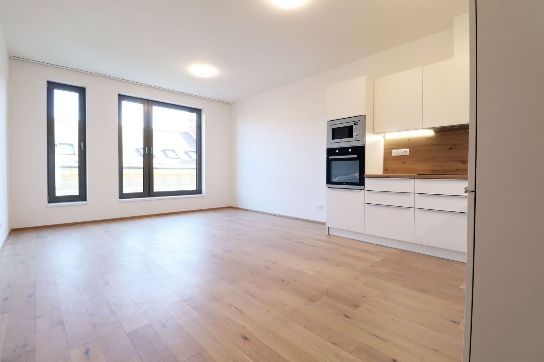Prenájom bytu 2-izbový 50 m², Na Valentince, Praha, Praha Prenájom bytu 2-izbový 50 m², Na Valentince, Praha, Praha