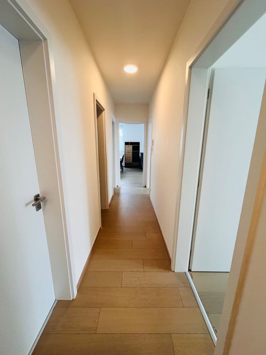 Prenájom bytu 3-izbový 87 m², Kačírkova, Praha, Praha Prenájom bytu 3-izbový 87 m², Kačírkova, Praha, Praha