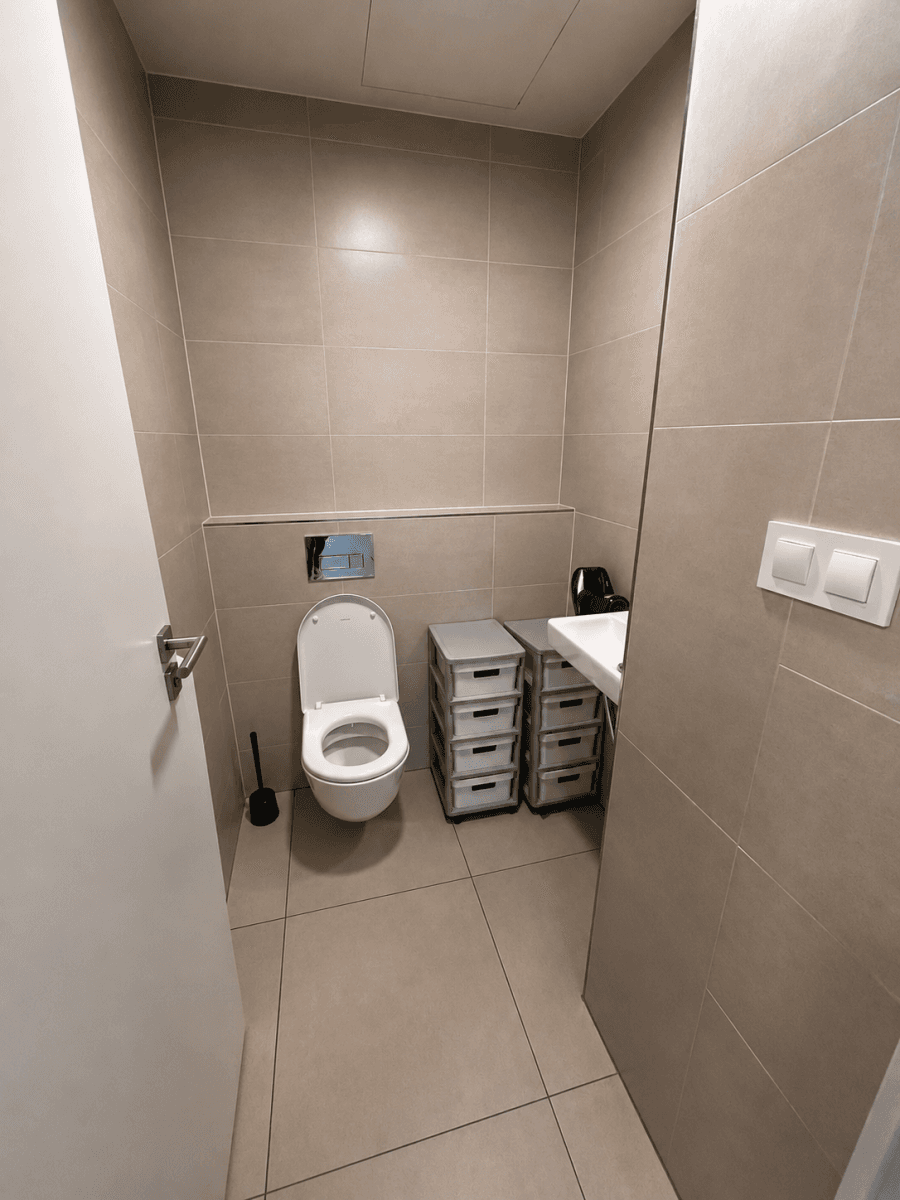 Prenájom bytu 3-izbový 87 m², Kačírkova, Praha, Praha Prenájom bytu 3-izbový 87 m², Kačírkova, Praha, Praha