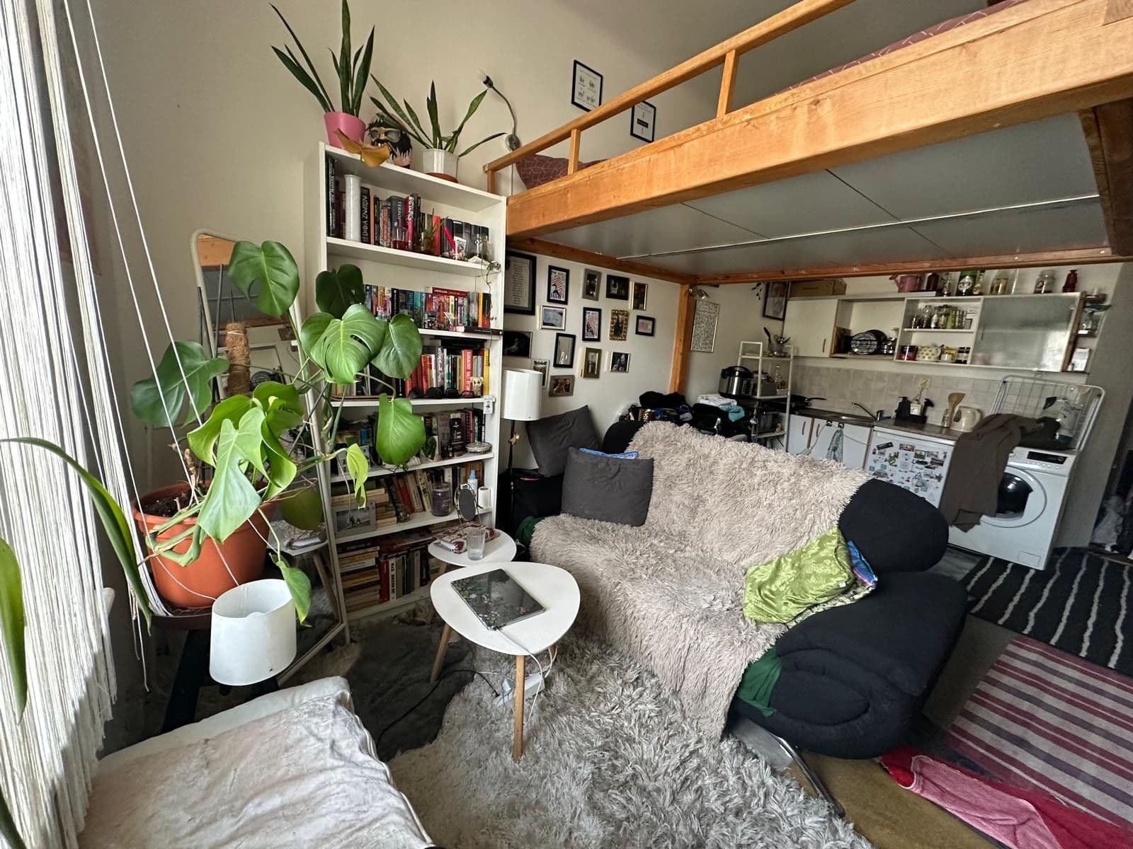 Prenájom bytu 1-izbový 20 m², Minská, Praha, Praha Prenájom bytu 1-izbový 20 m², Minská, Praha, Praha