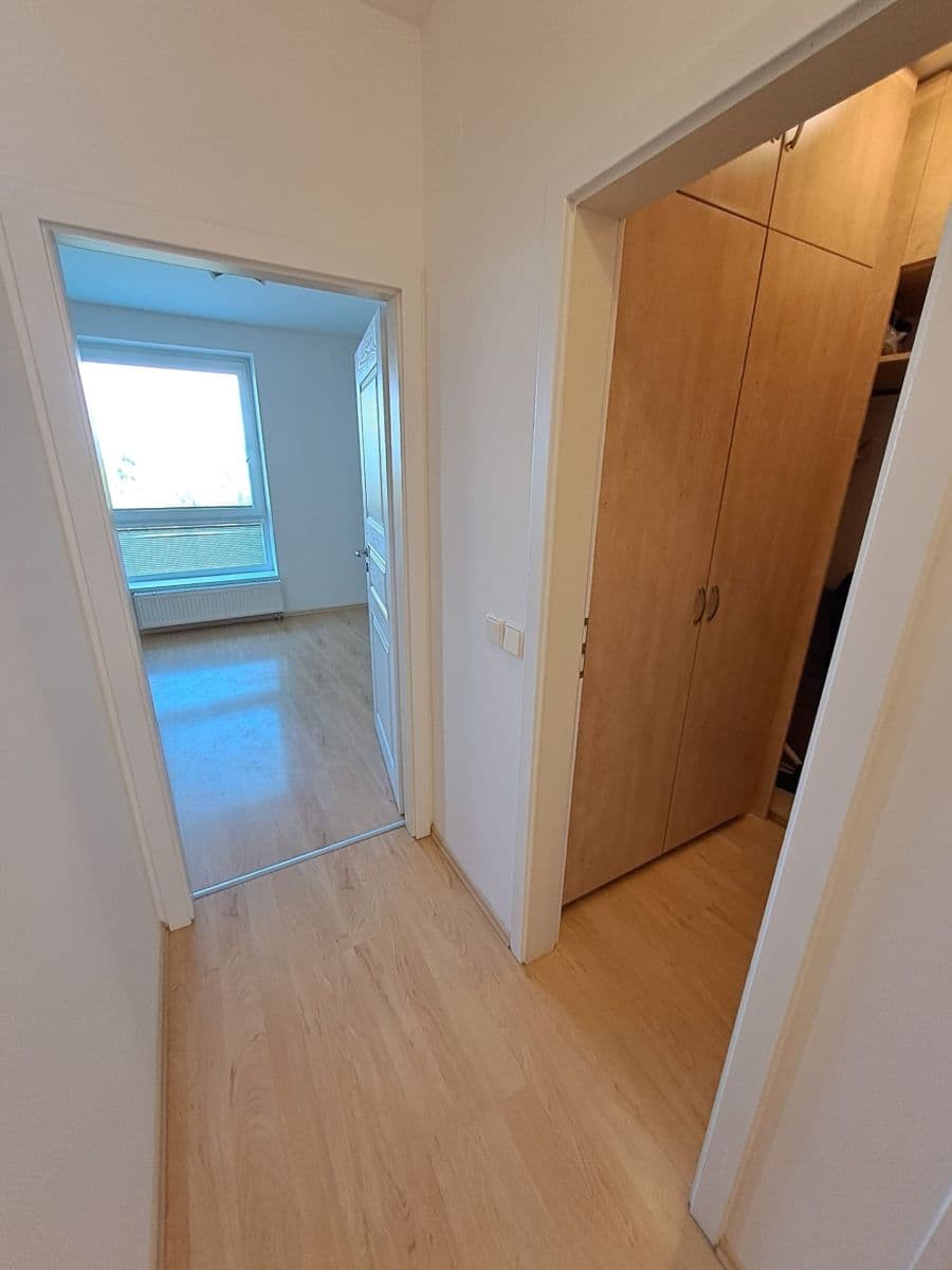 Prenájom bytu 2-izbový 54 m², Kytlická, Praha, Praha Prenájom bytu 2-izbový 54 m², Kytlická, Praha, Praha