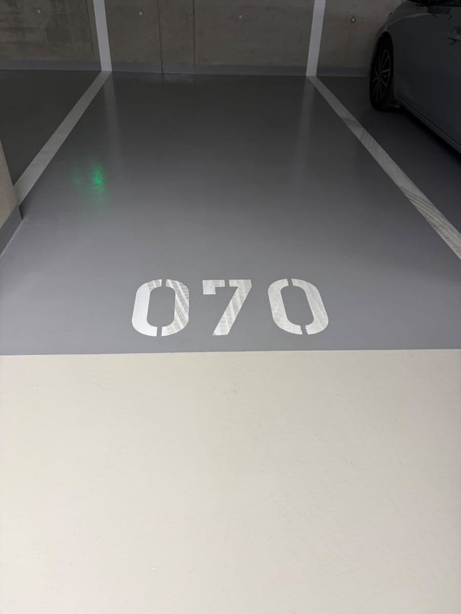 Prenájom garáže 12 m², Kolmanova, Praha, Praha Prenájom garáže 12 m², Kolmanova, Praha, Praha