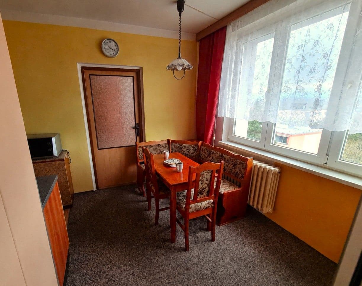 Predaj bytu 3-izbový 85 m², Svatošská, Karlovy Vary, Karlovarský kraj Predaj bytu 3-izbový 85 m², Svatošská, Karlovy Vary, Karlovarský kraj