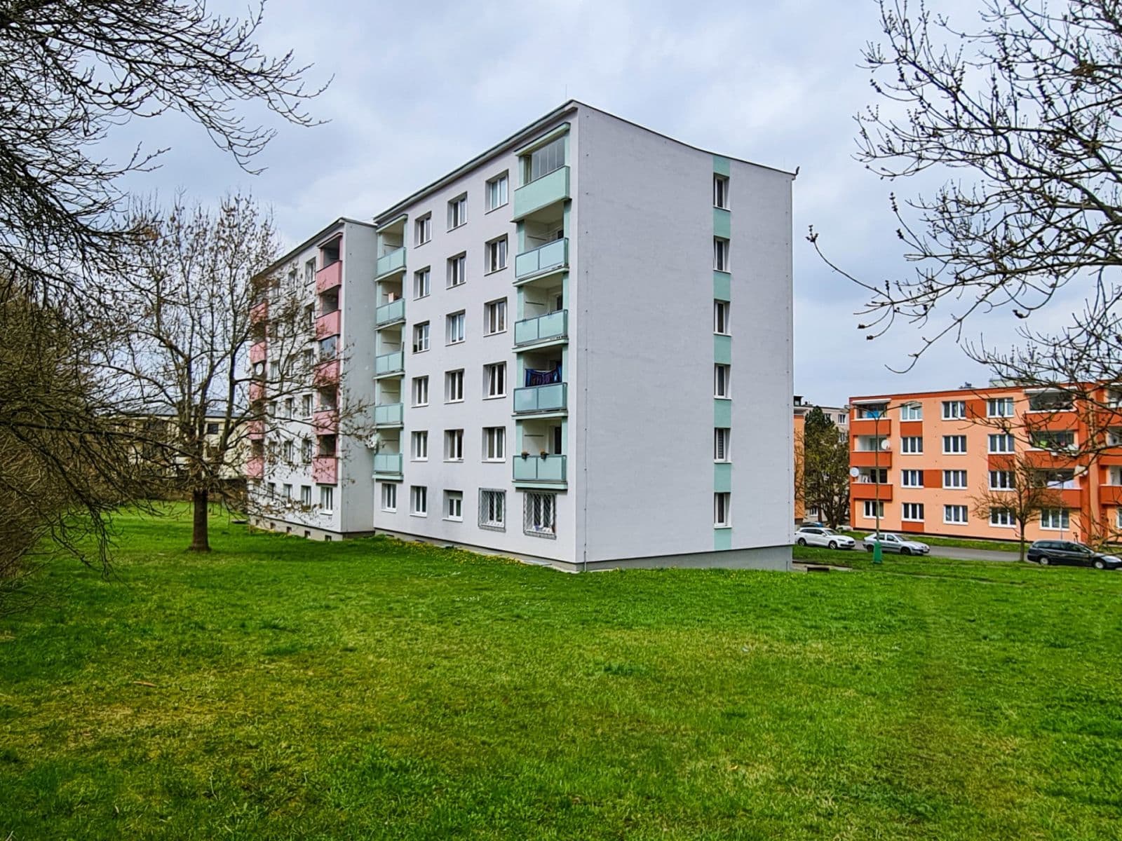 Predaj bytu 3-izbový 85 m², Svatošská, Karlovy Vary, Karlovarský kraj Predaj bytu 3-izbový 85 m², Svatošská, Karlovy Vary, Karlovarský kraj