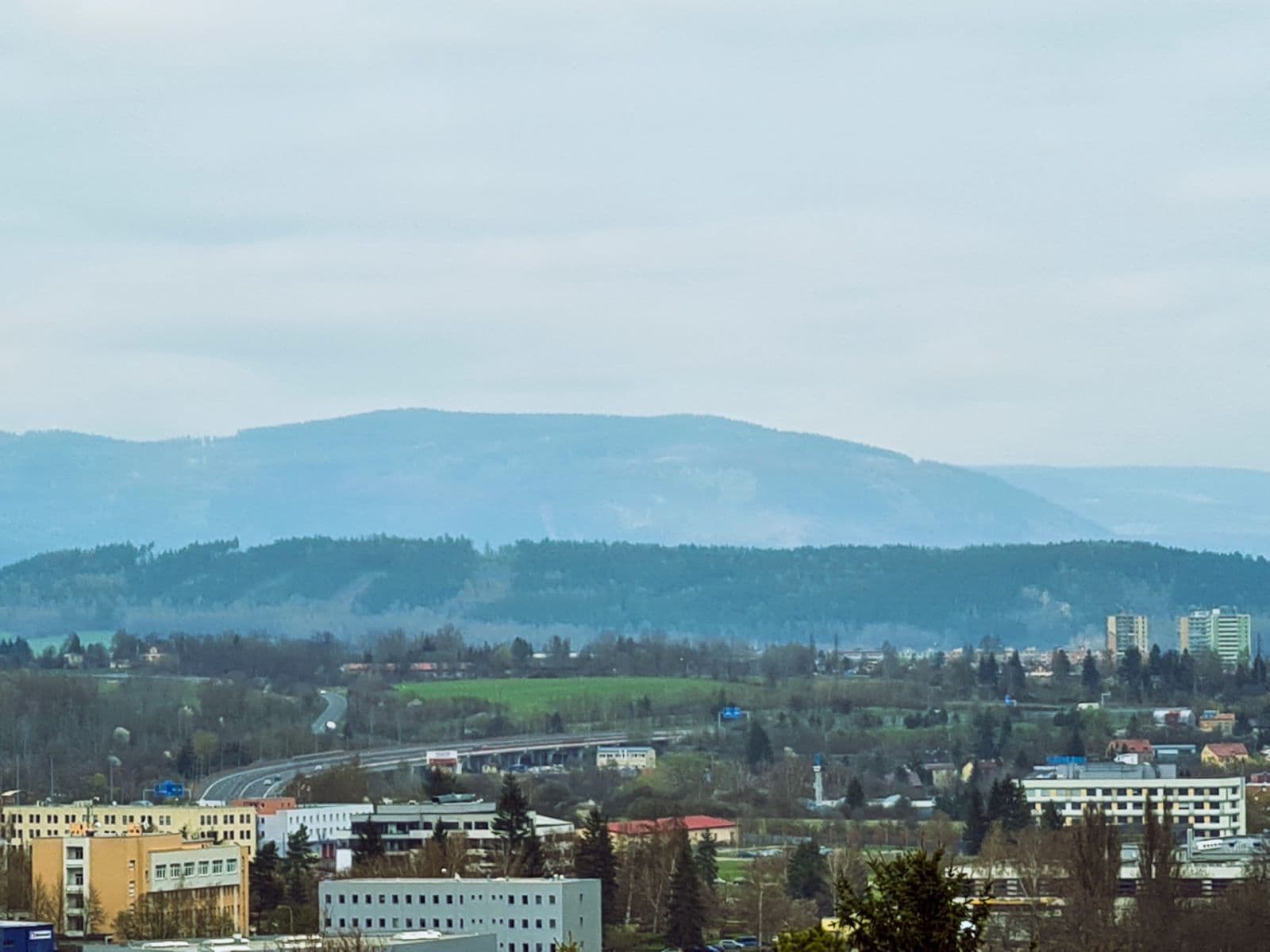 Predaj bytu 3-izbový 85 m², Svatošská, Karlovy Vary, Karlovarský kraj Predaj bytu 3-izbový 85 m², Svatošská, Karlovy Vary, Karlovarský kraj