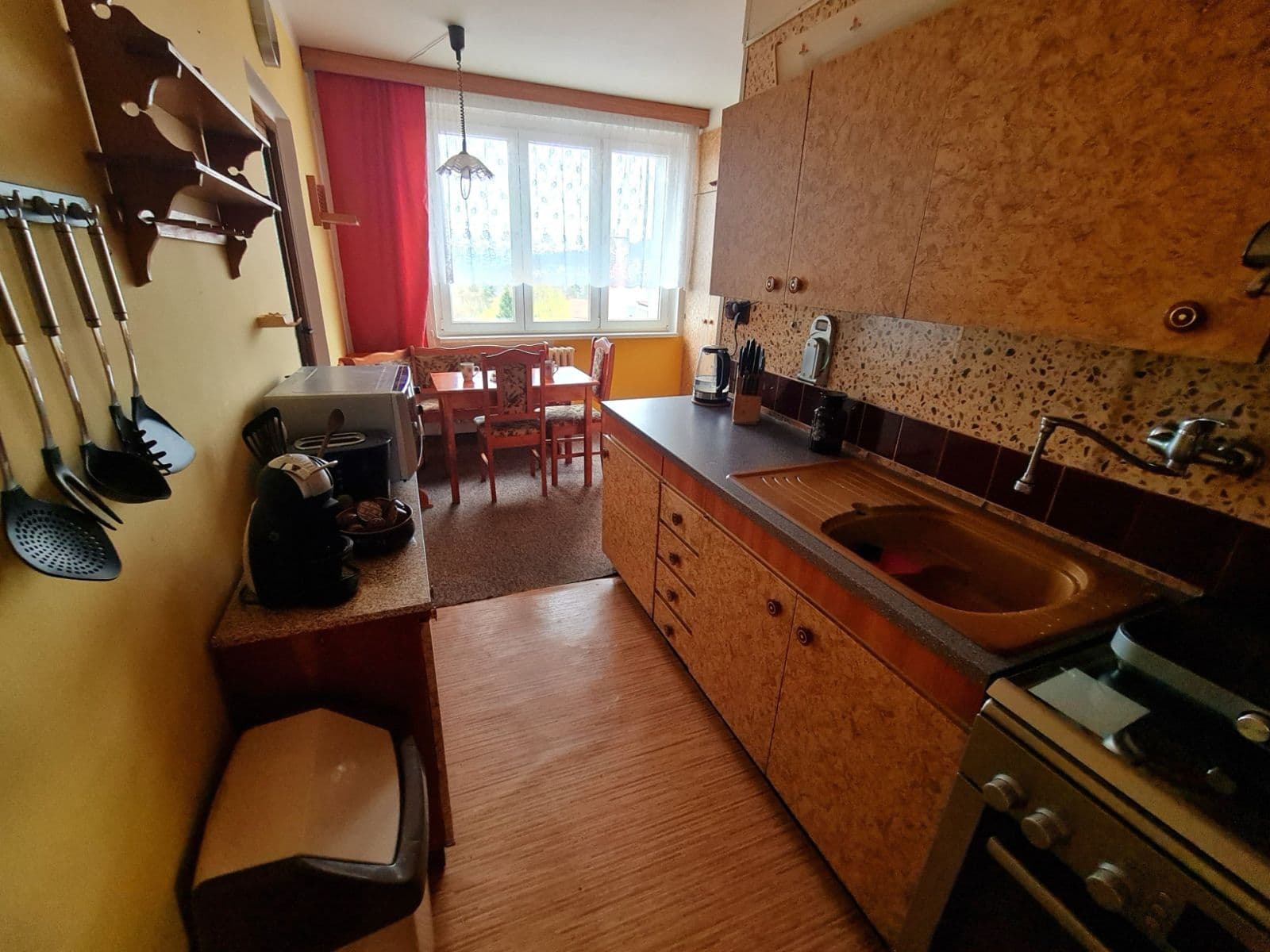 Predaj bytu 3-izbový 85 m², Svatošská, Karlovy Vary, Karlovarský kraj Predaj bytu 3-izbový 85 m², Svatošská, Karlovy Vary, Karlovarský kraj