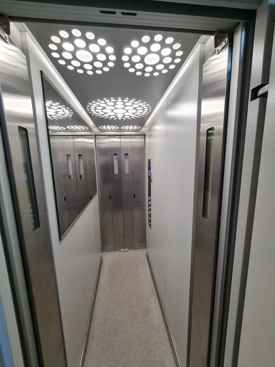 Predaj bytu 3-izbový 85 m², Svatošská, Karlovy Vary, Karlovarský kraj Predaj bytu 3-izbový 85 m², Svatošská, Karlovy Vary, Karlovarský kraj