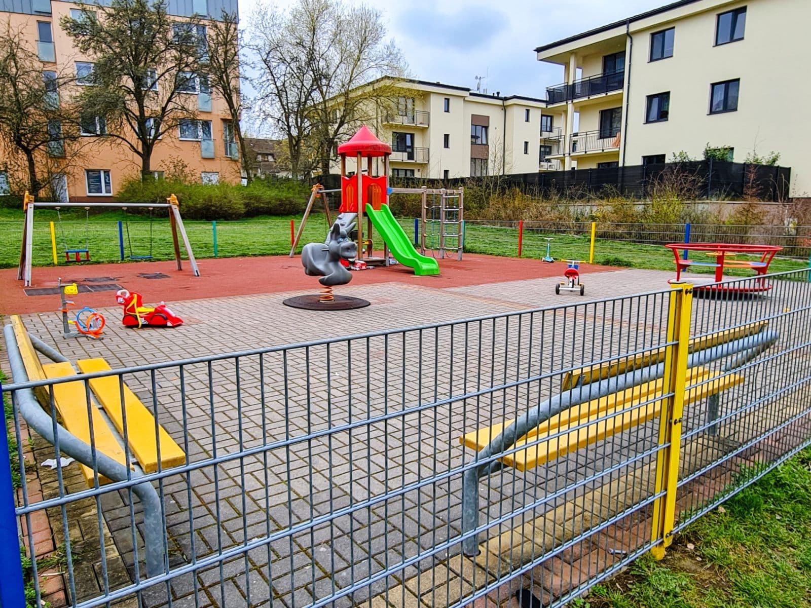 Predaj bytu 3-izbový 85 m², Svatošská, Karlovy Vary, Karlovarský kraj Predaj bytu 3-izbový 85 m², Svatošská, Karlovy Vary, Karlovarský kraj
