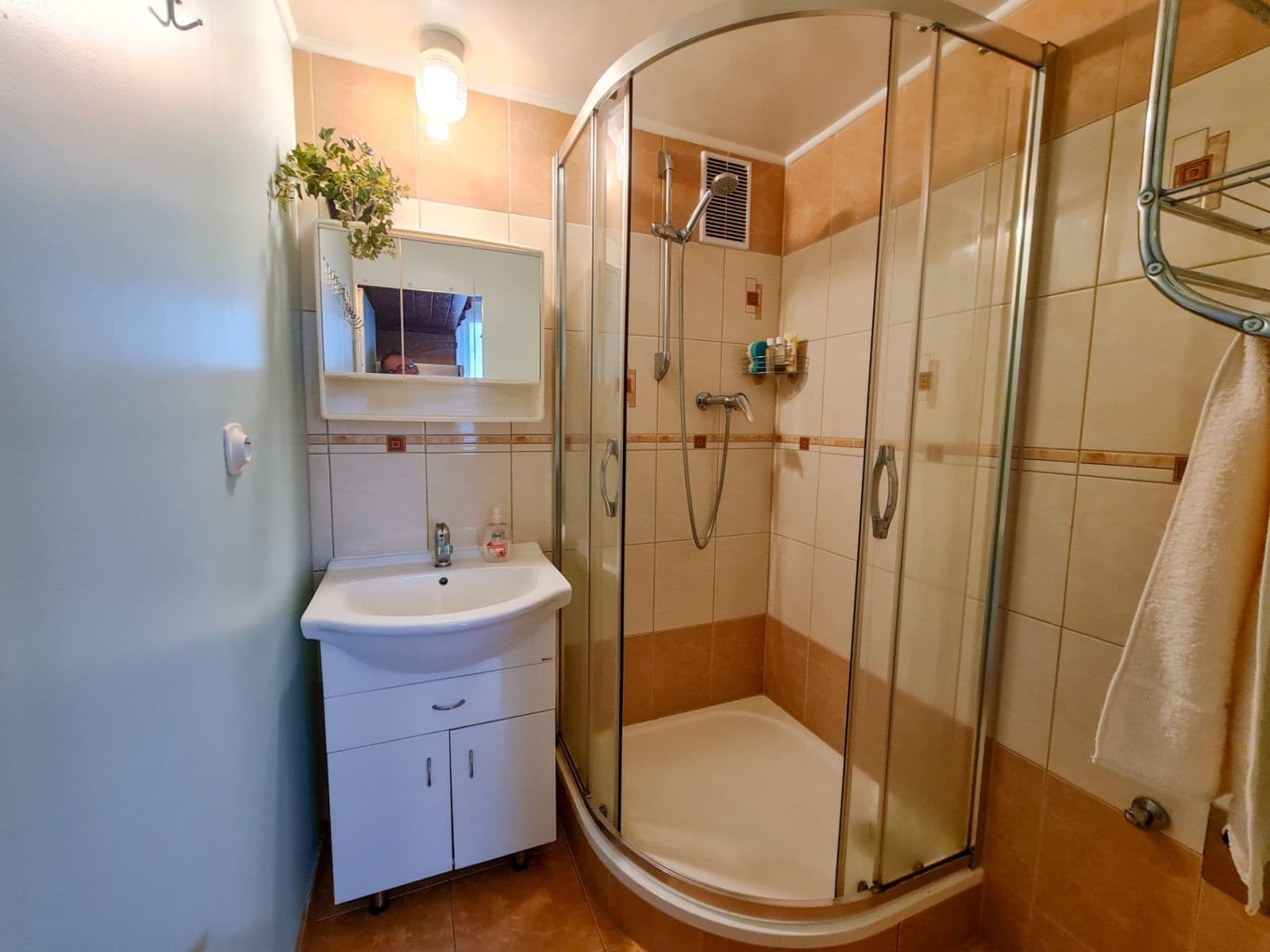 Predaj bytu 3-izbový 85 m², Svatošská, Karlovy Vary, Karlovarský kraj Predaj bytu 3-izbový 85 m², Svatošská, Karlovy Vary, Karlovarský kraj