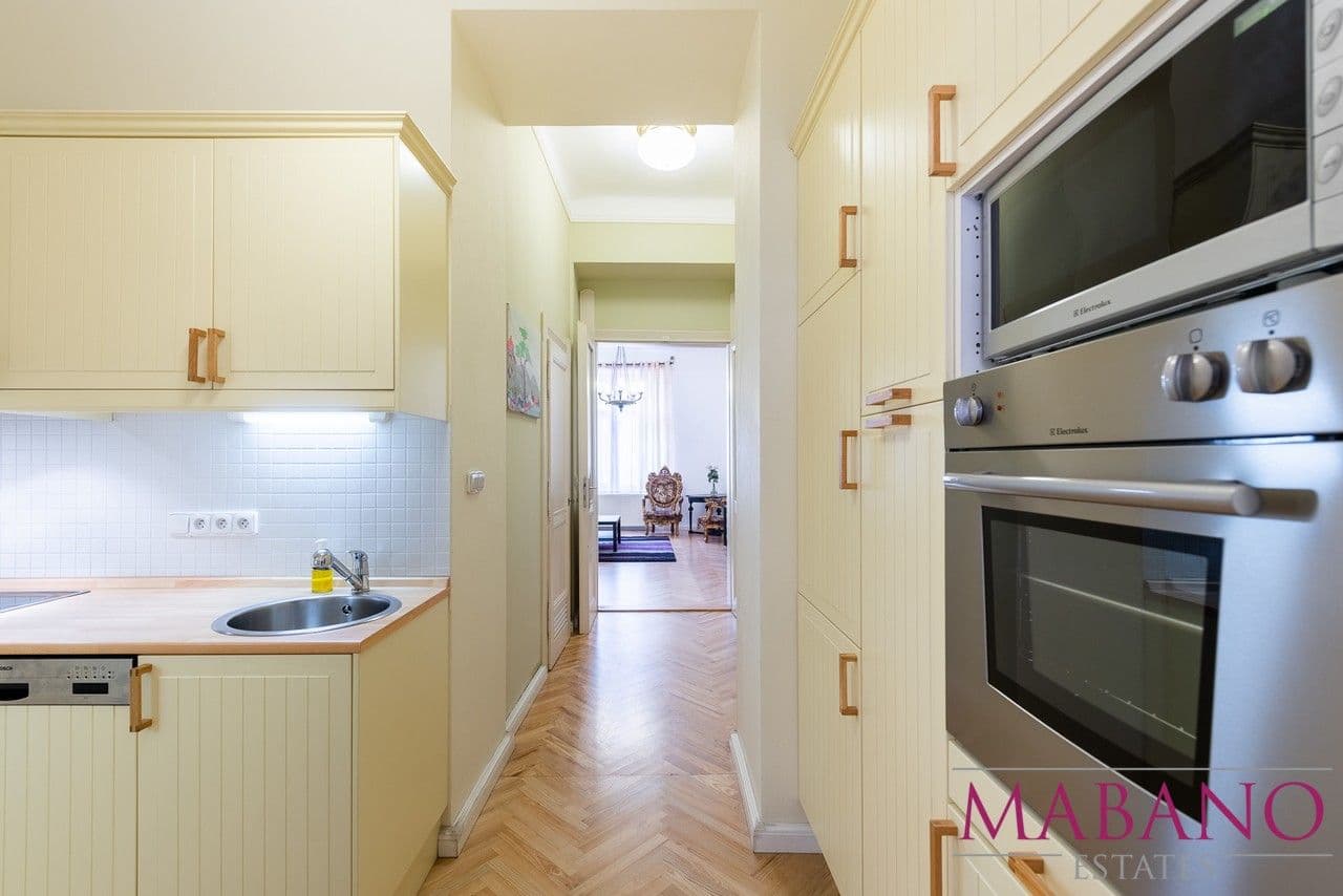 Prenájom bytu 2-izbový 61 m², Valentinská, Praha, Praha Prenájom bytu 2-izbový 61 m², Valentinská, Praha, Praha