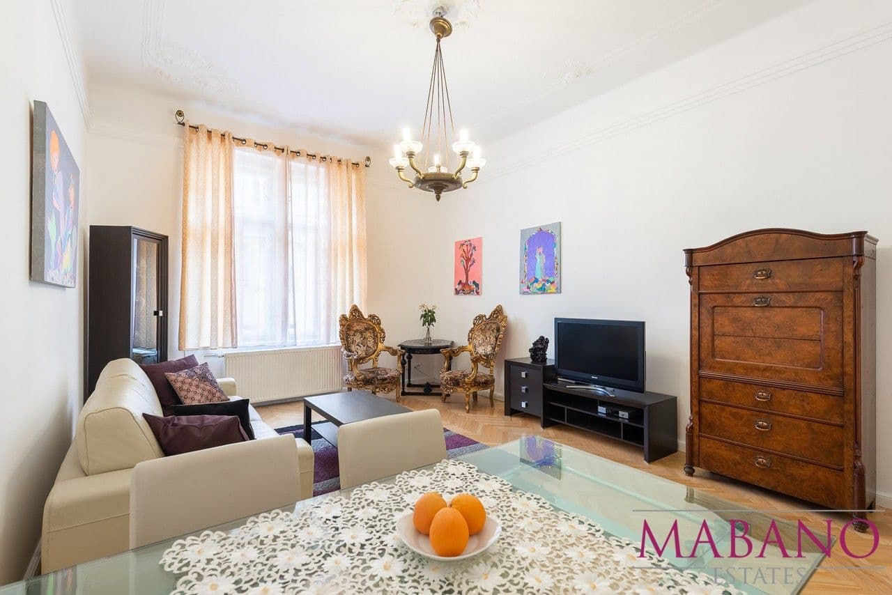 Prenájom bytu 2-izbový 61 m², Valentinská, Praha, Praha Prenájom bytu 2-izbový 61 m², Valentinská, Praha, Praha