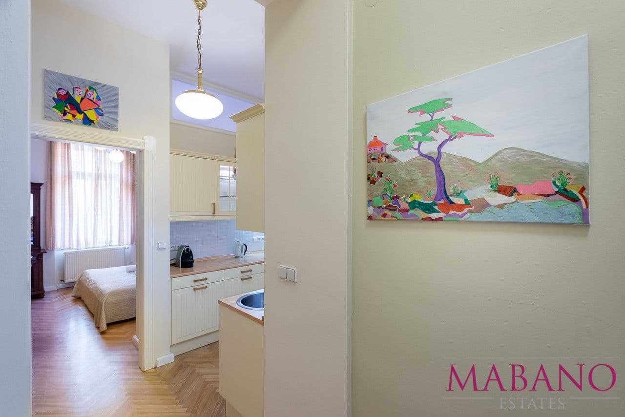 Prenájom bytu 2-izbový 61 m², Valentinská, Praha, Praha Prenájom bytu 2-izbový 61 m², Valentinská, Praha, Praha