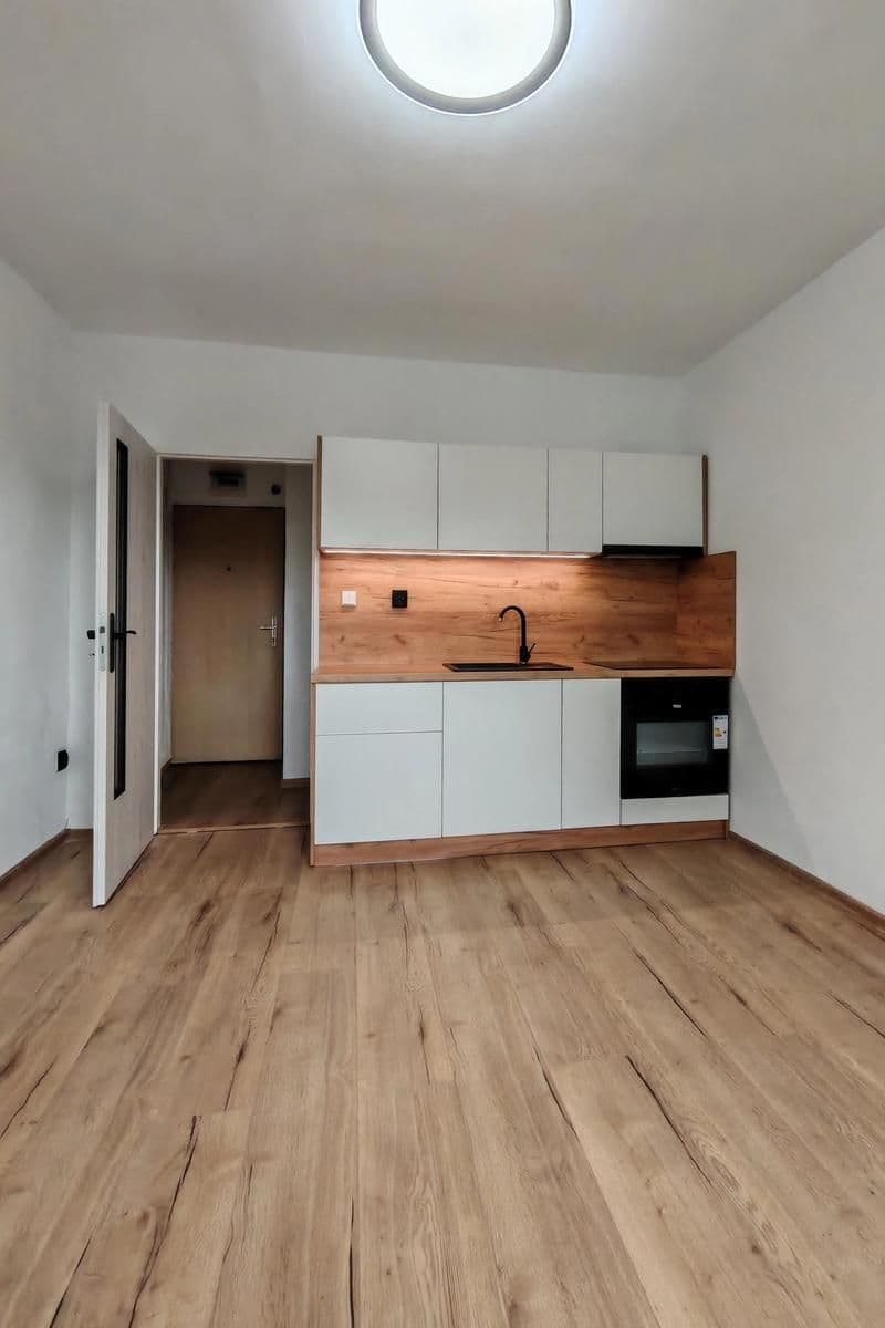 Predaj bytu 1-izbový 20 m², Prameny, Karviná, Moravskoslezský kraj Predaj bytu 1-izbový 20 m², Prameny, Karviná, Moravskoslezský kraj