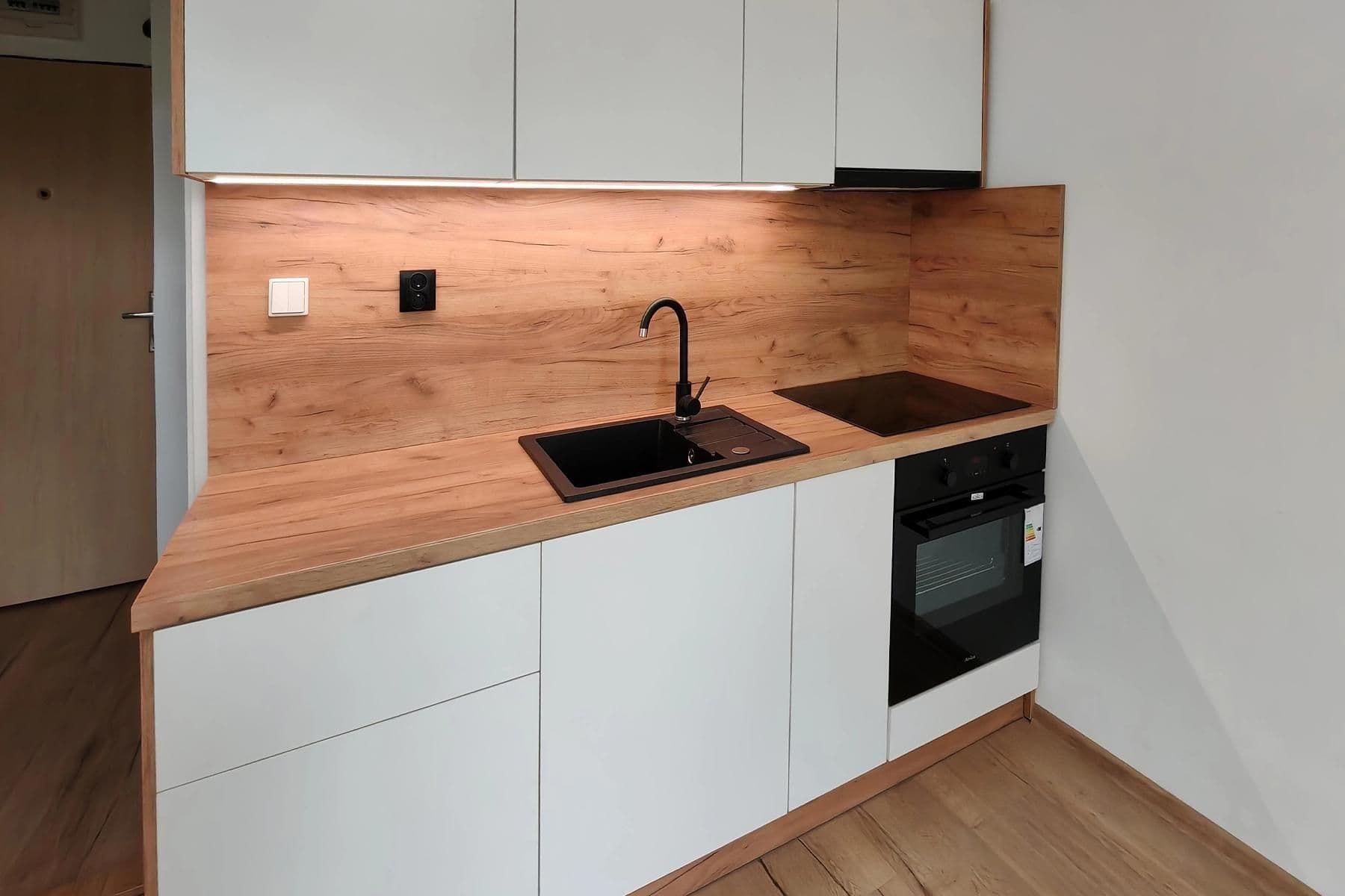 Predaj bytu 1-izbový 20 m², Prameny, Karviná, Moravskoslezský kraj Predaj bytu 1-izbový 20 m², Prameny, Karviná, Moravskoslezský kraj