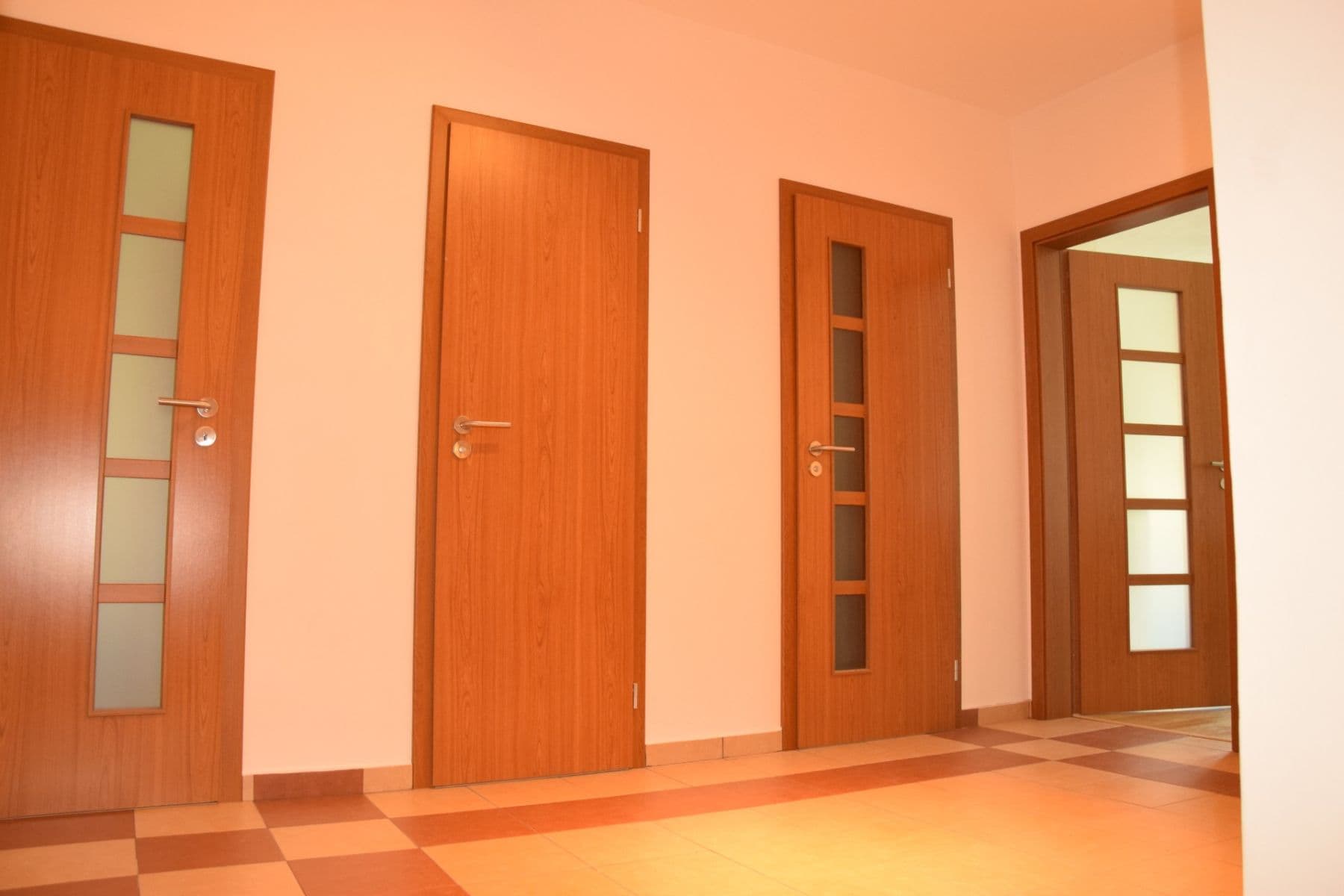 Prenájom bytu 3-izbový 80 m², Daškova, Praha, Praha Prenájom bytu 3-izbový 80 m², Daškova, Praha, Praha