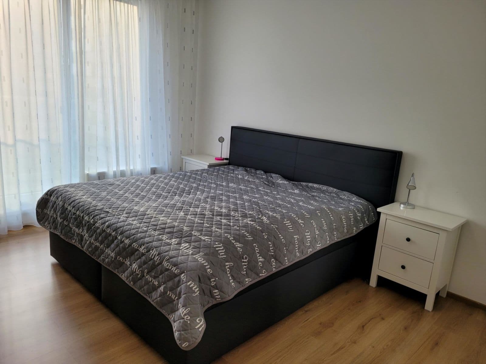 Prenájom bytu 2-izbový 60 m², Nad Úžlabinou, Praha, Praha Prenájom bytu 2-izbový 60 m², Nad Úžlabinou, Praha, Praha