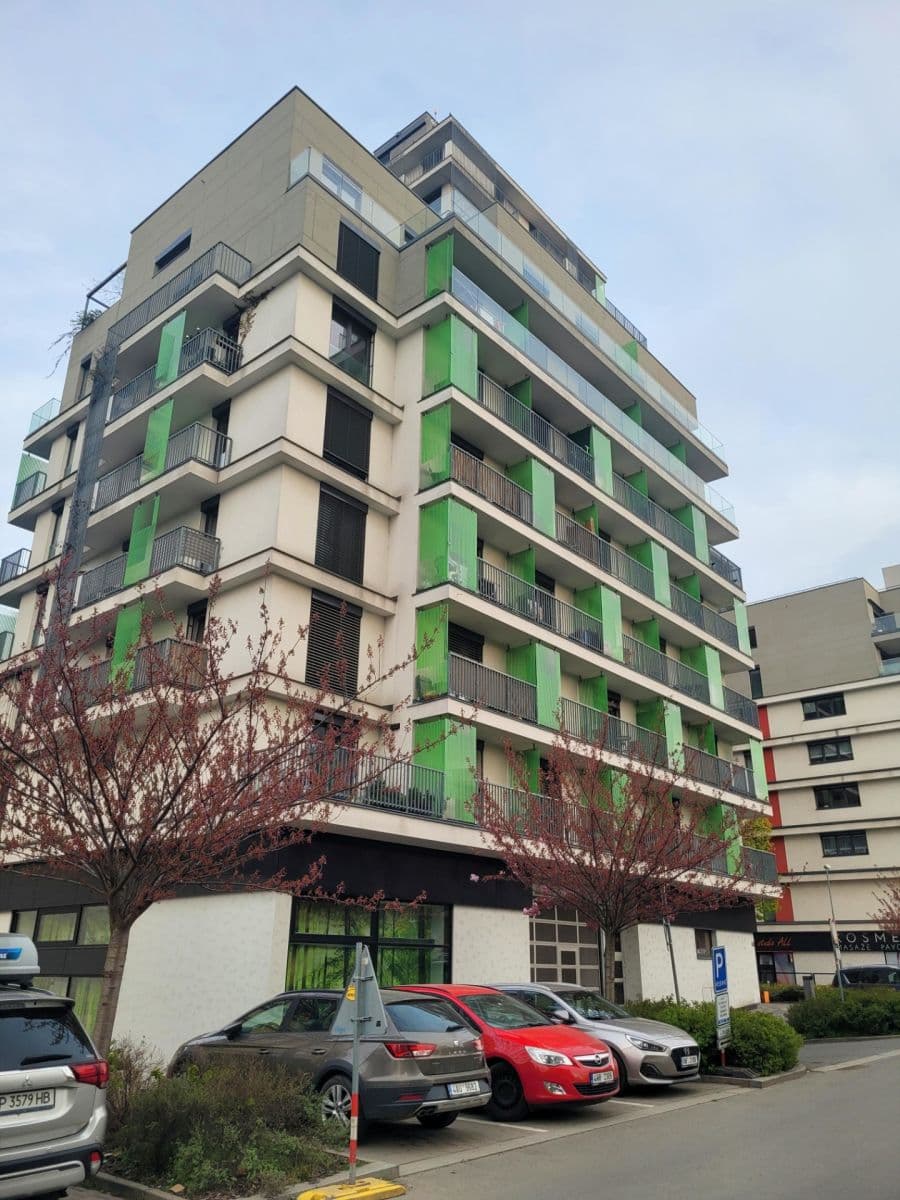 Prenájom bytu 2-izbový 60 m², Nad Úžlabinou, Praha, Praha Prenájom bytu 2-izbový 60 m², Nad Úžlabinou, Praha, Praha