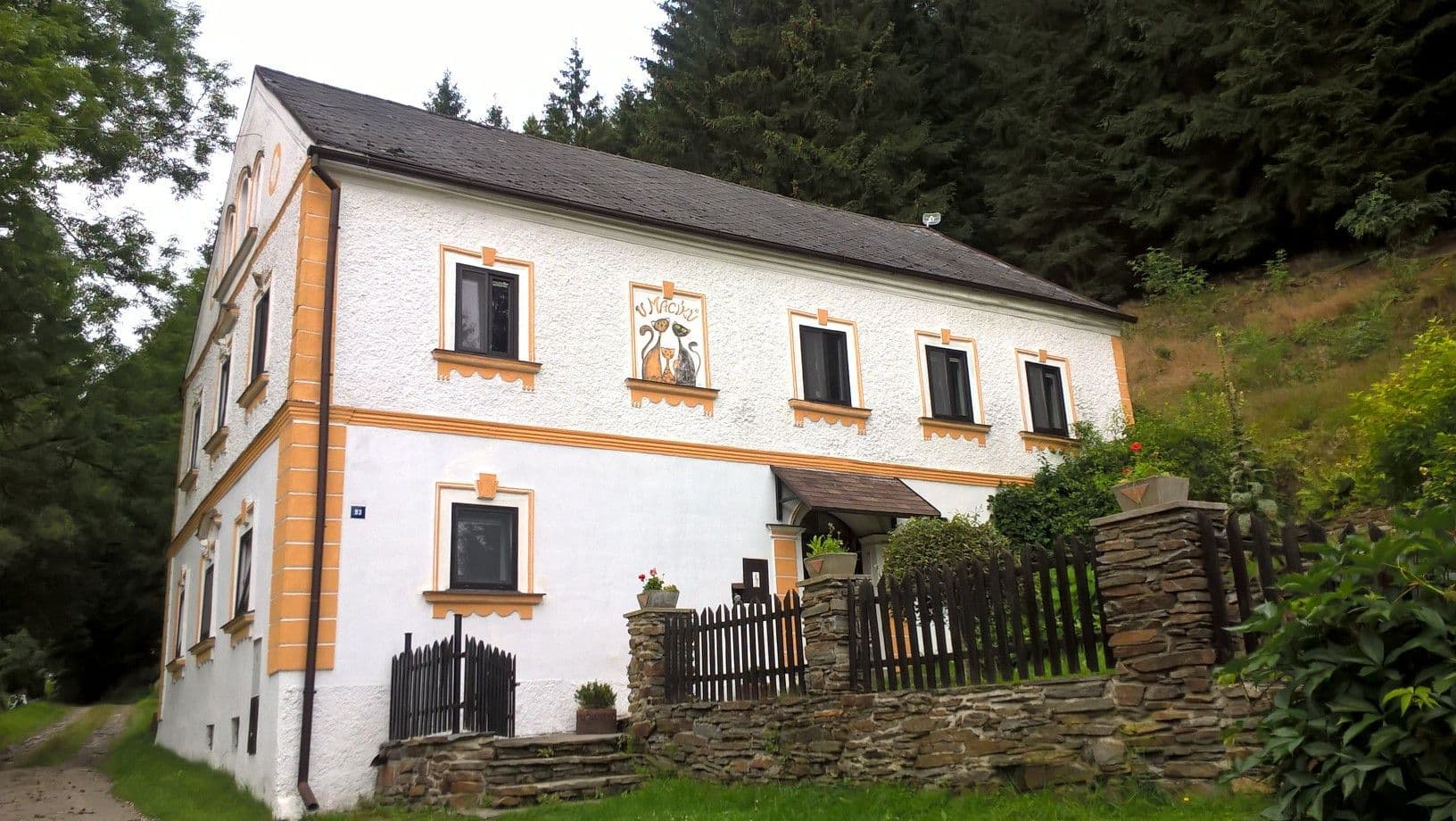 Predaj rekreačného objektu 157 m², pozemek 1.020 m², Rožmitál na Šumavě, Jihočeský kraj Predaj rekreačného objektu 157 m², pozemek 1.020 m², Rožmitál na Šumavě, Jihočeský kraj