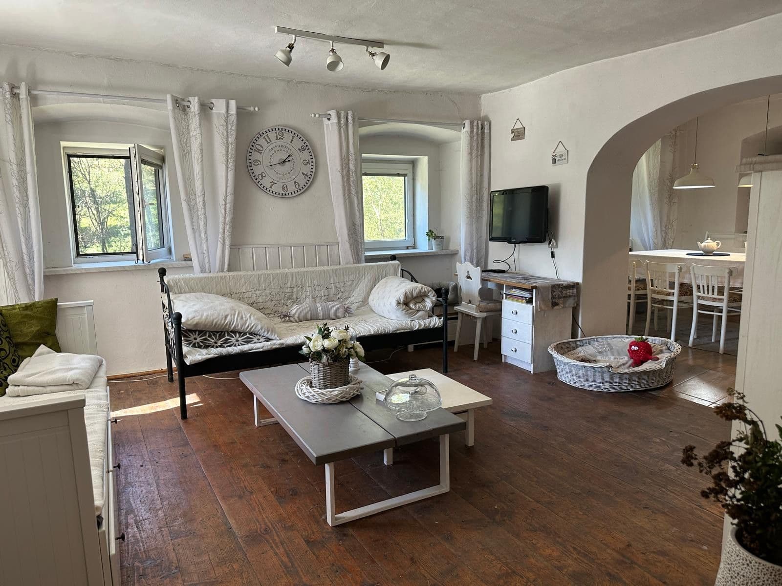 Predaj rekreačného objektu 157 m², pozemek 1.020 m², Rožmitál na Šumavě, Jihočeský kraj Predaj rekreačného objektu 157 m², pozemek 1.020 m², Rožmitál na Šumavě, Jihočeský kraj