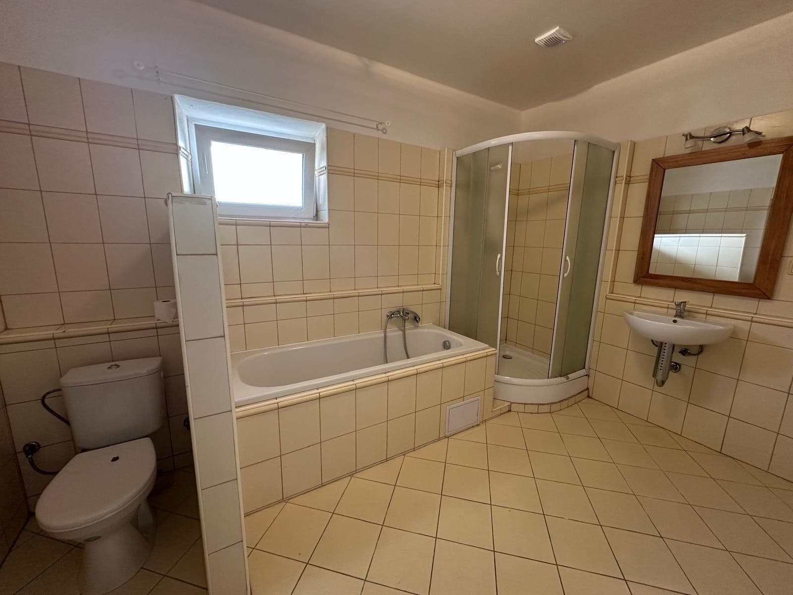 Predaj rekreačného objektu 157 m², pozemek 1.020 m², Rožmitál na Šumavě, Jihočeský kraj Predaj rekreačného objektu 157 m², pozemek 1.020 m², Rožmitál na Šumavě, Jihočeský kraj