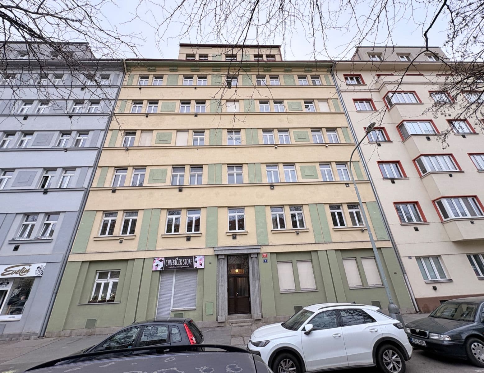 Predaj bytu 1-izbový 48 m², náměstí Dr. Václava Holého, Praha, Praha Predaj bytu 1-izbový 48 m², náměstí Dr. Václava Holého, Praha, Praha