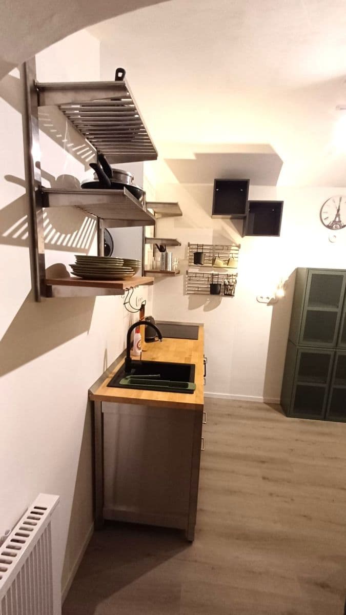 Prenájom bytu 2-izbový 39 m², Bořivojova, Praha, Praha Prenájom bytu 2-izbový 39 m², Bořivojova, Praha, Praha