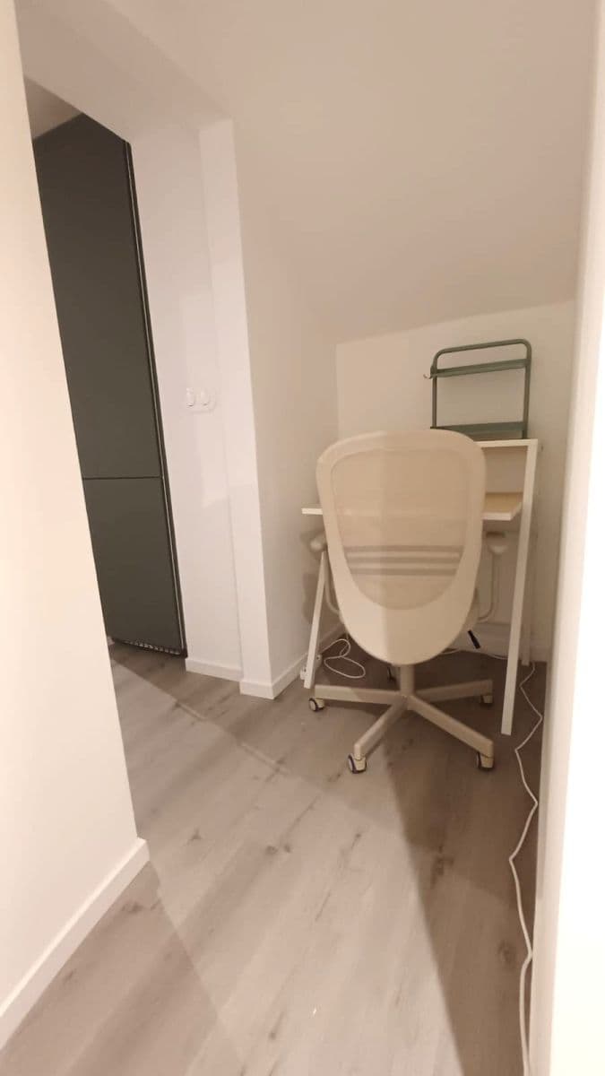 Prenájom bytu 2-izbový 39 m², Bořivojova, Praha, Praha Prenájom bytu 2-izbový 39 m², Bořivojova, Praha, Praha