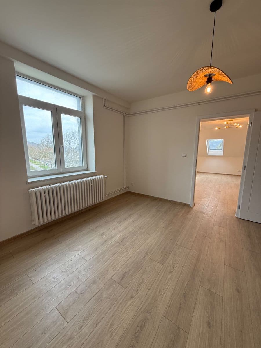 Prenájom bytu 2-izbový 77 m², Hranická, Hranice, Olomoucký kraj Prenájom bytu 2-izbový 77 m², Hranická, Hranice, Olomoucký kraj